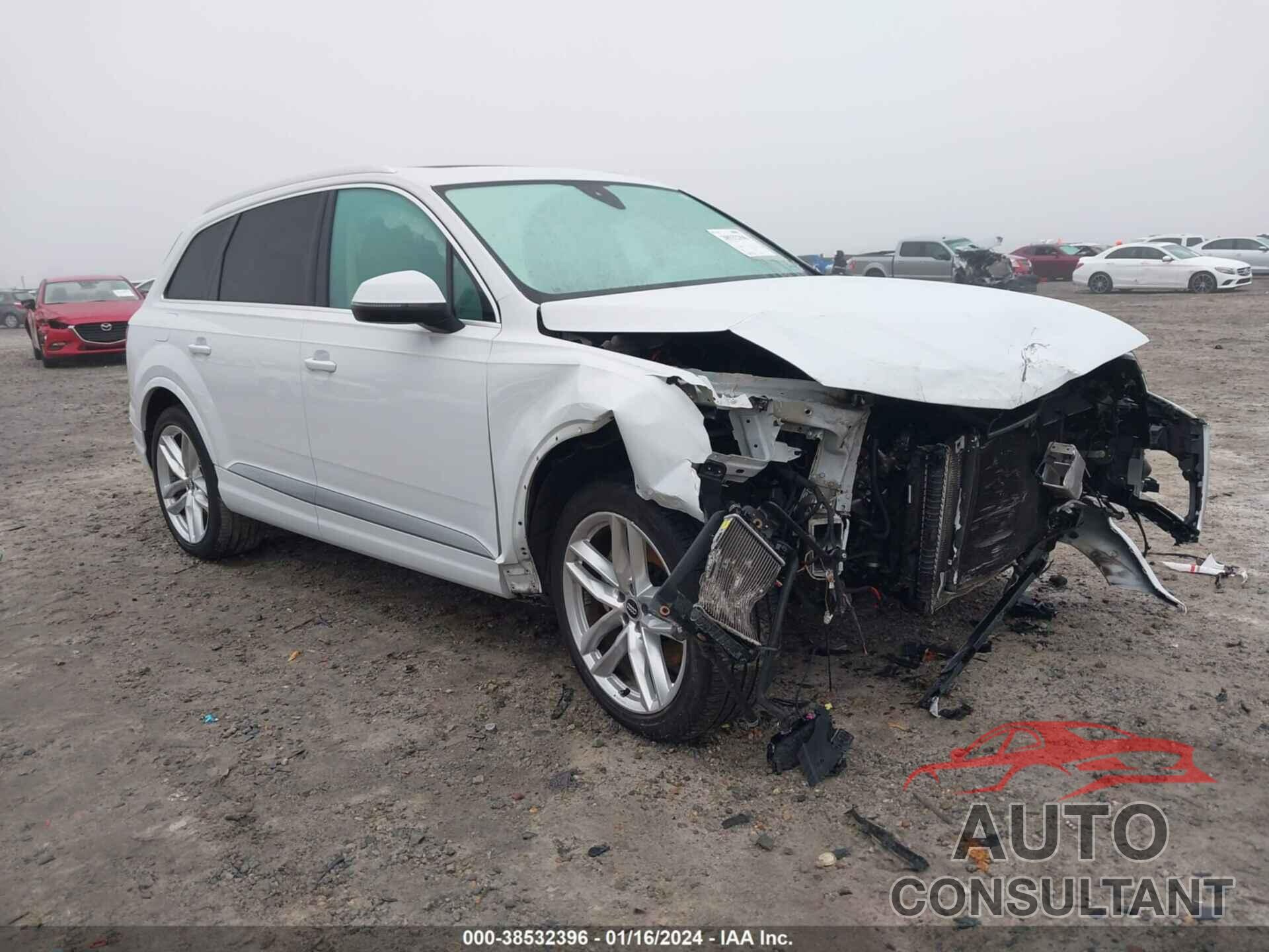 AUDI Q7 2018 - WA1VAAF70JD022310