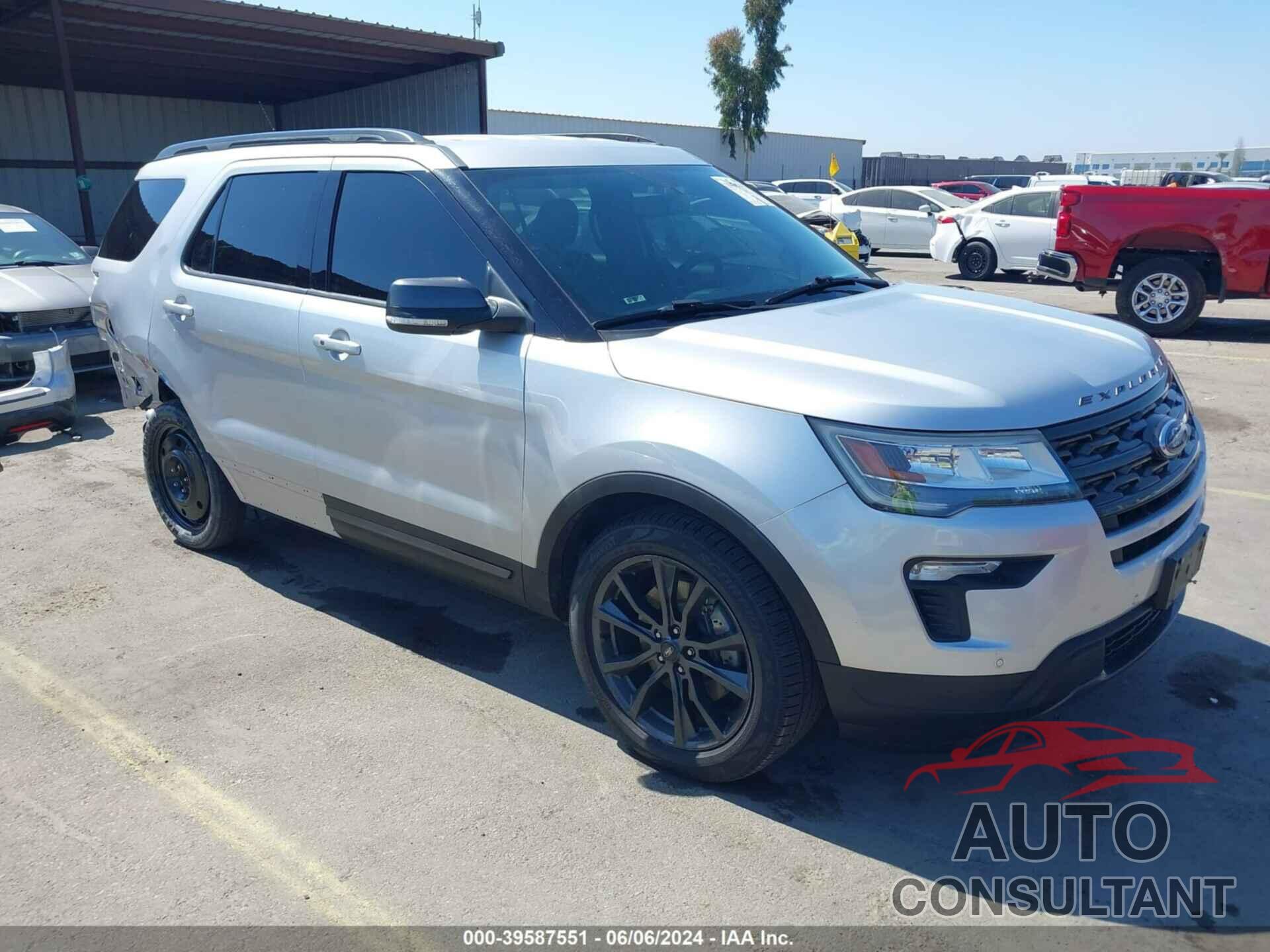 FORD EXPLORER 2018 - 1FM5K7D88JGB56591