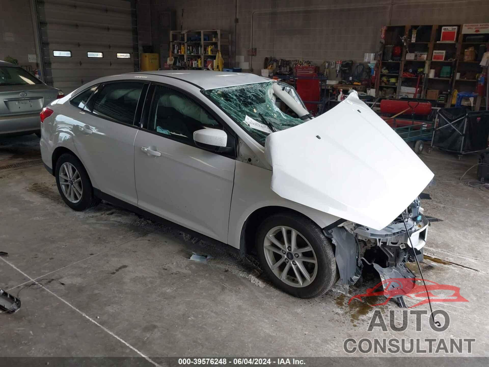 FORD FOCUS 2018 - 1FADP3F28JL251491