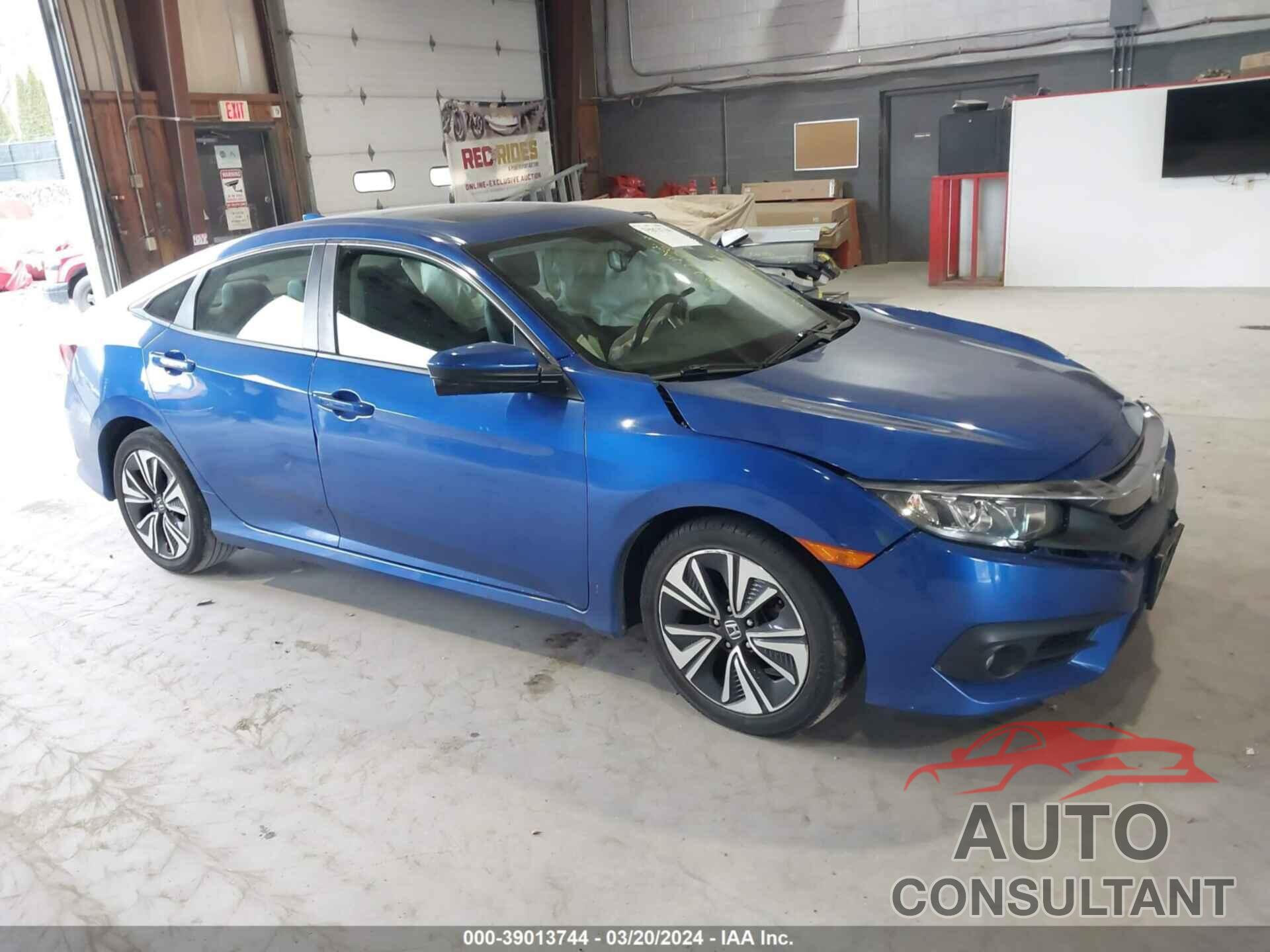 HONDA CIVIC 2018 - JHMFC1F78JX025327