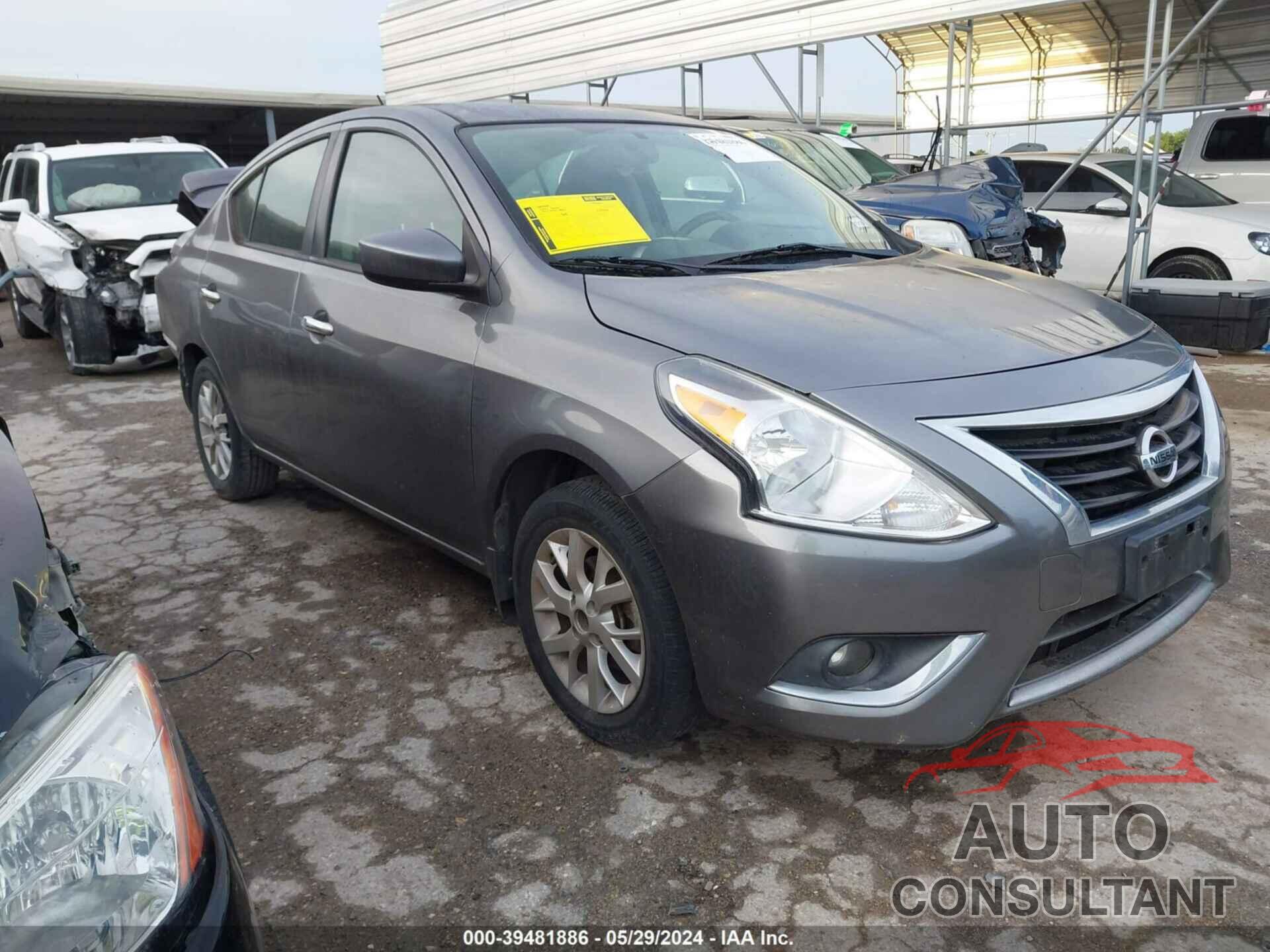 NISSAN VERSA 2017 - 3N1CN7AP2HL820701