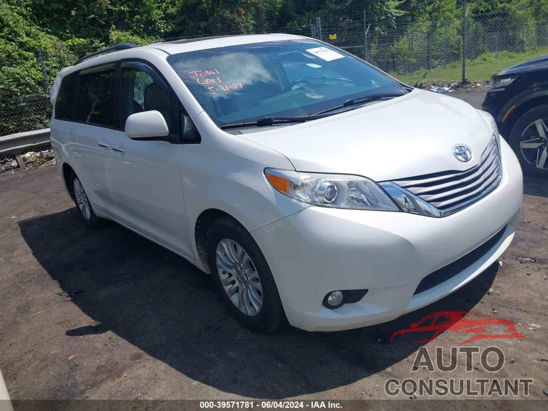 TOYOTA SIENNA 2016 - 5TDYK3DC1GS695065