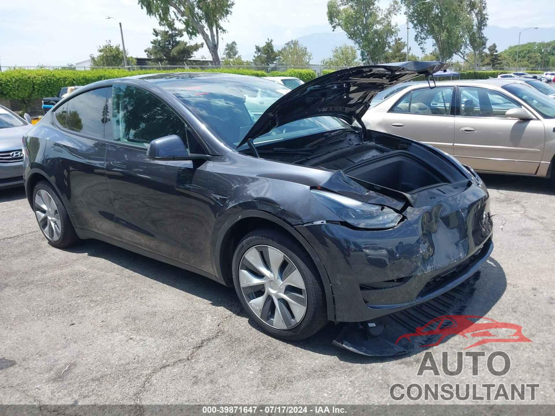 TESLA MODEL Y 2024 - 7SAYGDED2RF050935