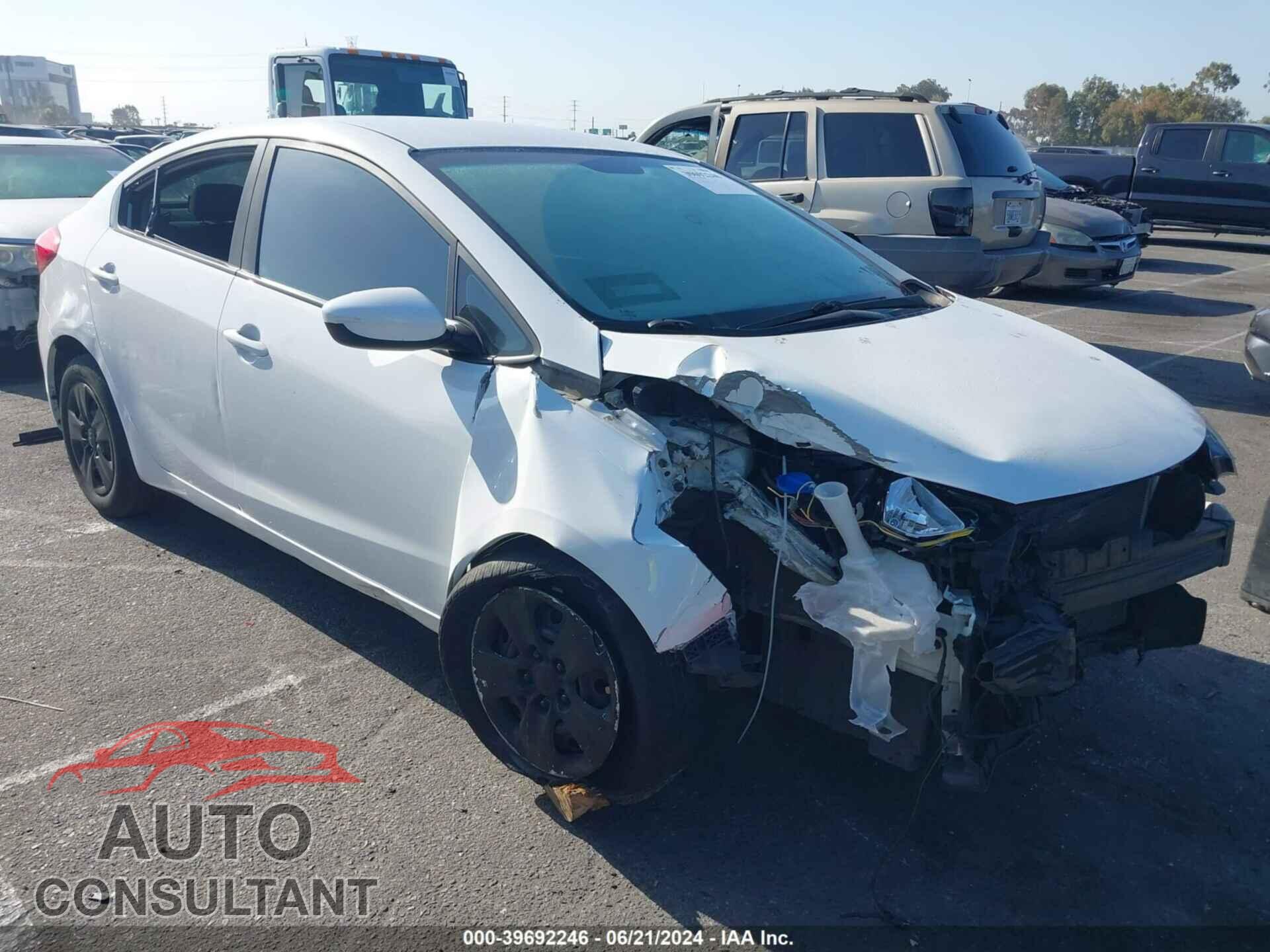 KIA FORTE 2016 - KNAFK4A61G5595868