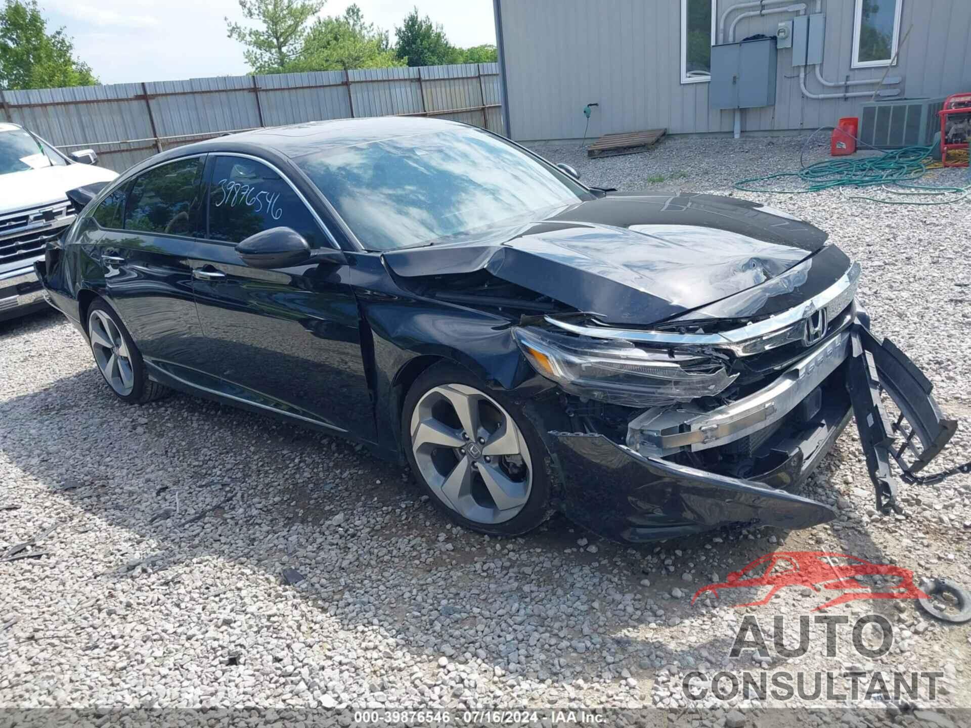 HONDA ACCORD 2018 - 1HGCV2F95JA010911