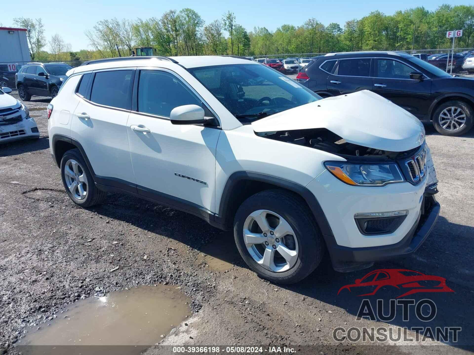 JEEP COMPASS 2018 - 3C4NJDBB7JT402000