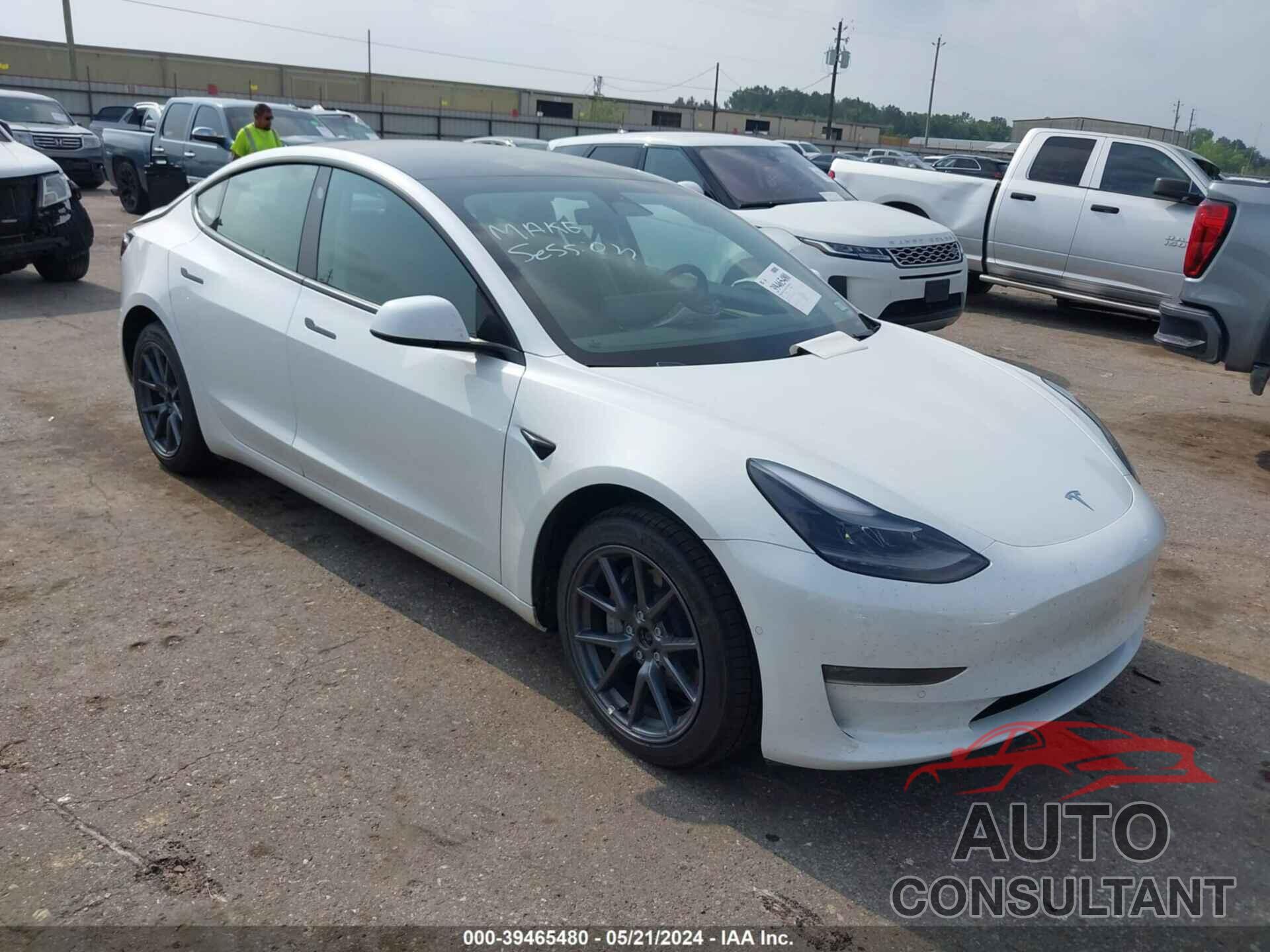 TESLA MODEL 3 2022 - 5YJ3E1EB1NF335663