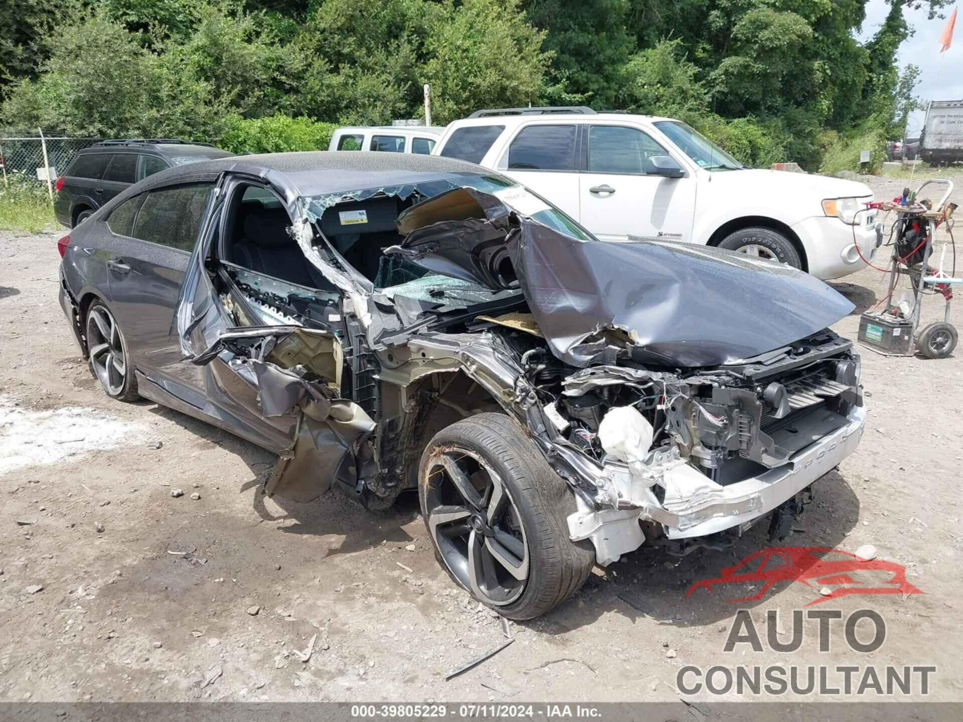 HONDA ACCORD 2019 - 1HGCV1F32KA162751