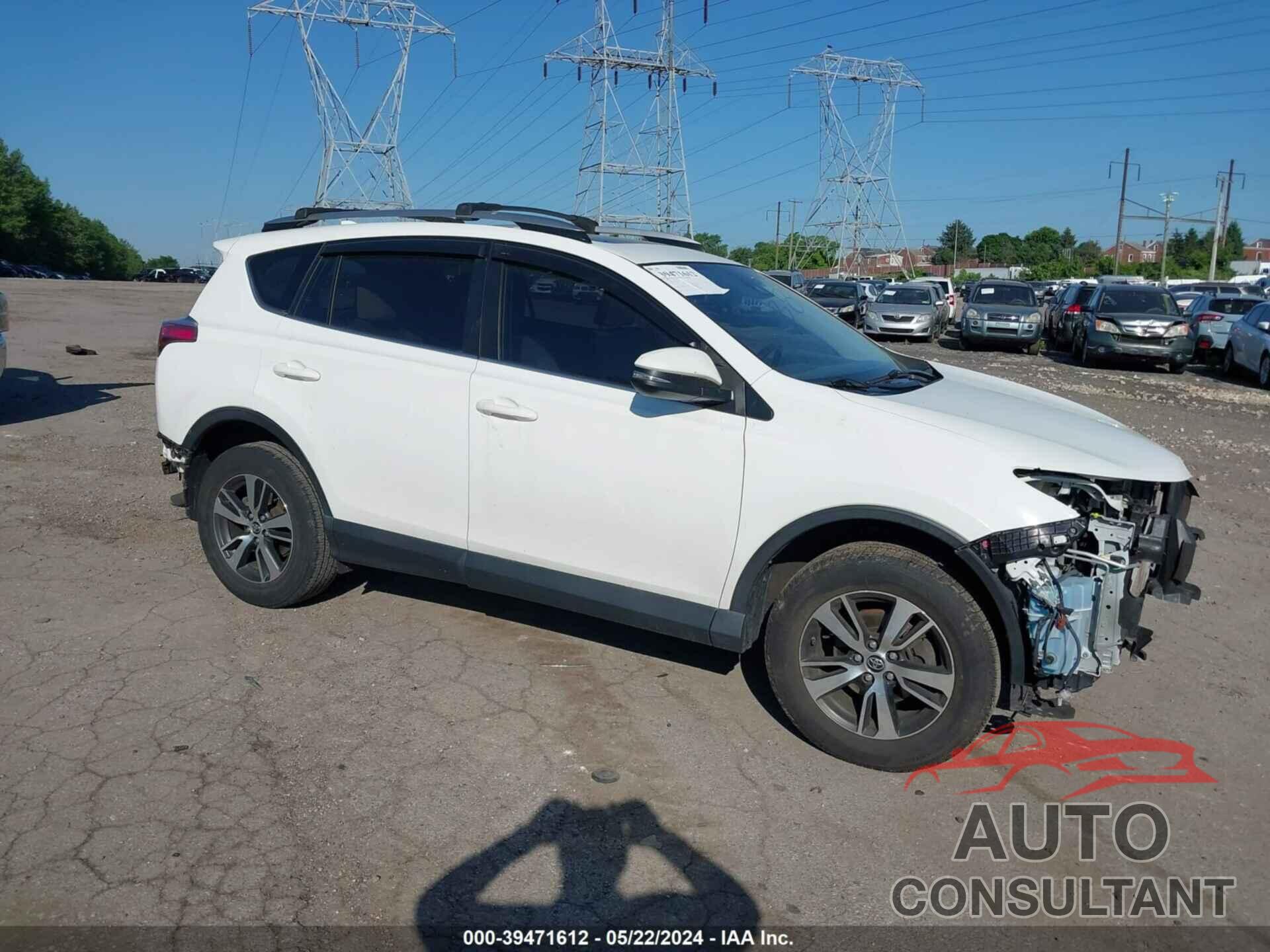 TOYOTA RAV4 2017 - JTMWFREV5HJ705738