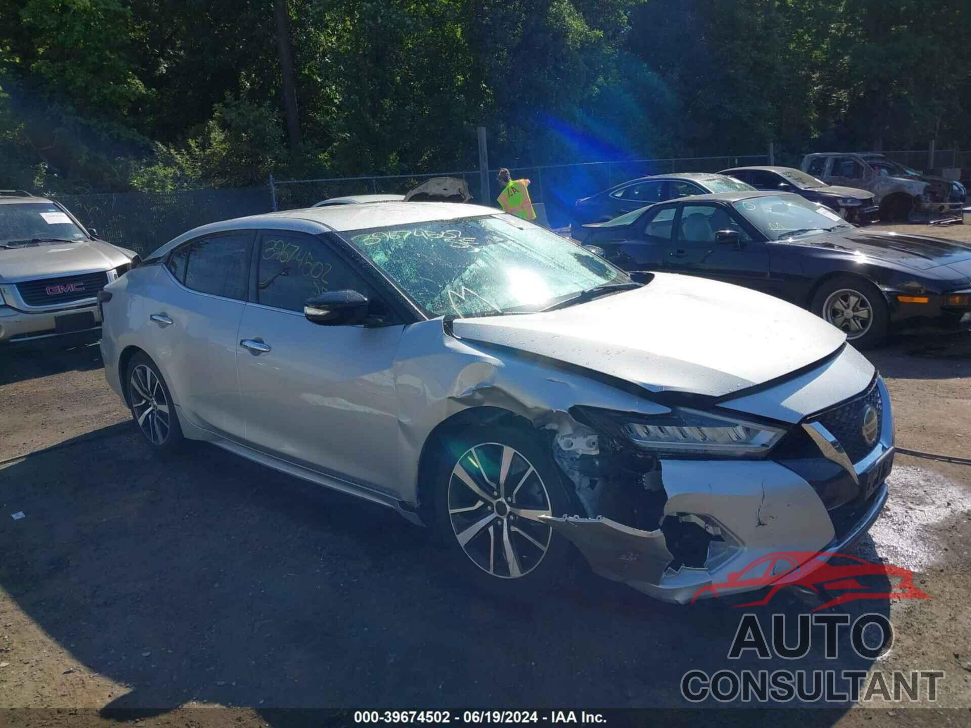 NISSAN MAXIMA 2020 - 1N4AA6CV1LC378722