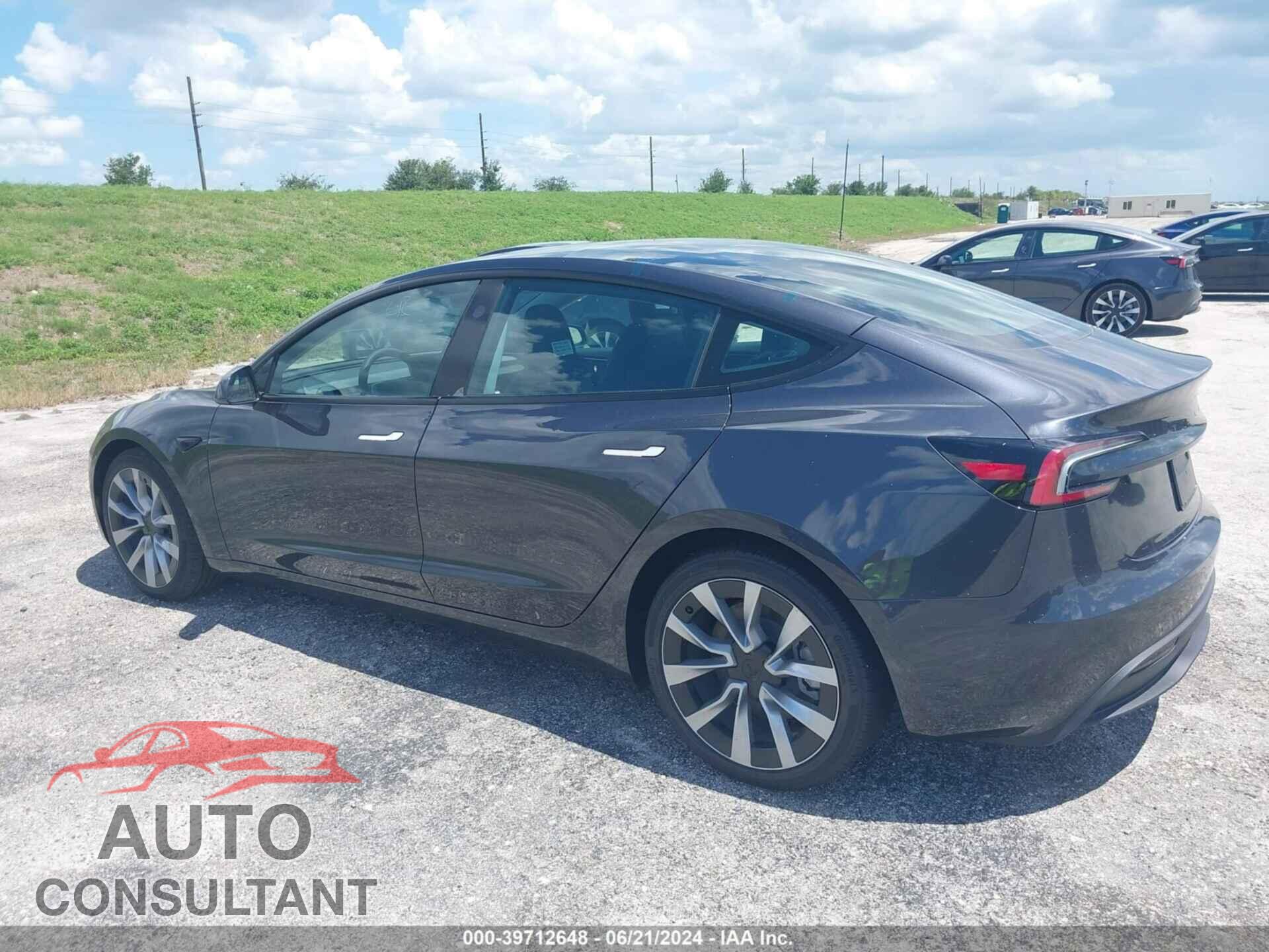 TESLA MODEL 3 2024 - 5YJ3E1EA7RF752685