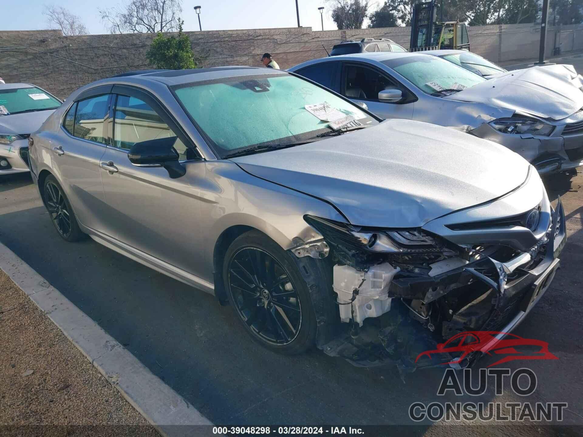TOYOTA CAMRY 2022 - 4T1K31AK5NU594067
