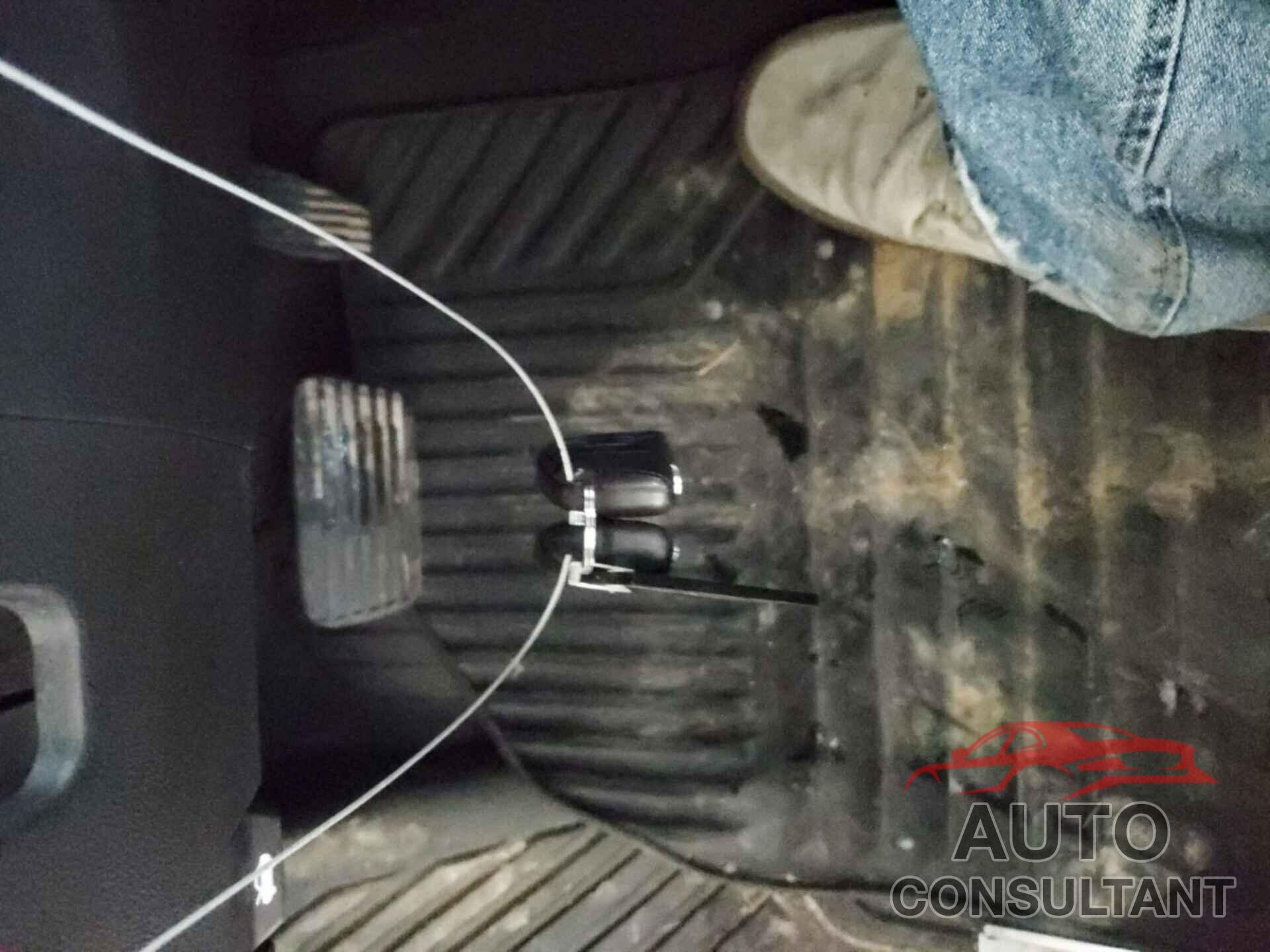 CHEVROLET SILVERADO 1500 2022 - 1GCUDDED6NZ593150