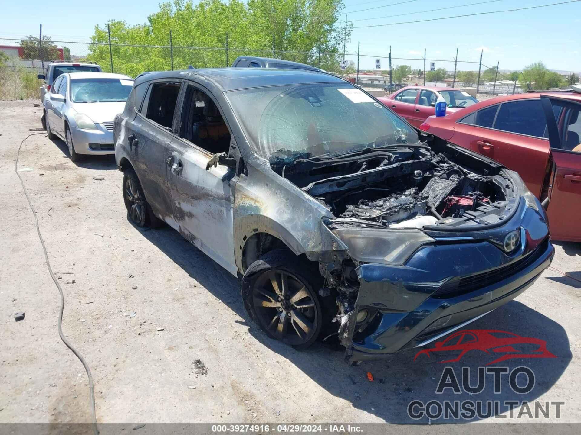 TOYOTA RAV4 2018 - JTMWFREV6JJ188567