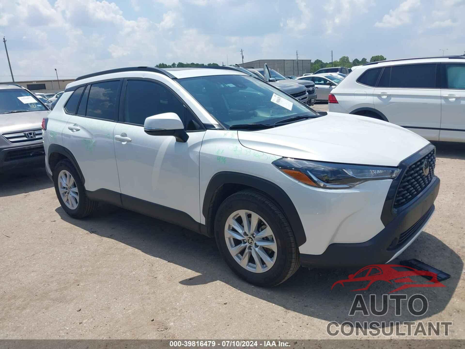 TOYOTA COROLLA CROSS 2022 - 7MUBAAAG2NV034703