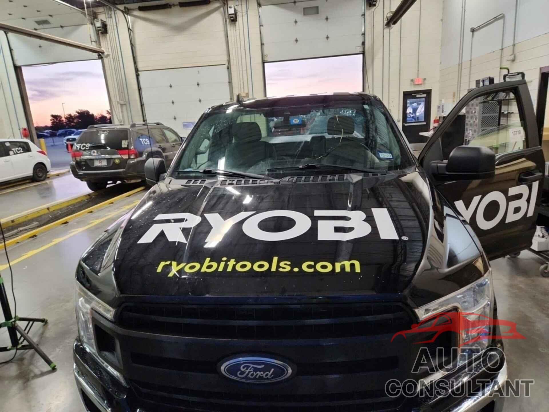 FORD F-150 2020 - 1FTMF1CB6LKF05553