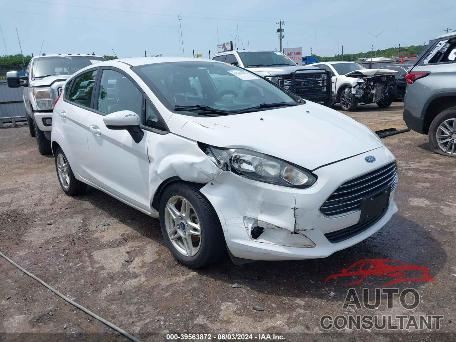 FORD FIESTA 2017 - 3FADP4EJ8HM113182