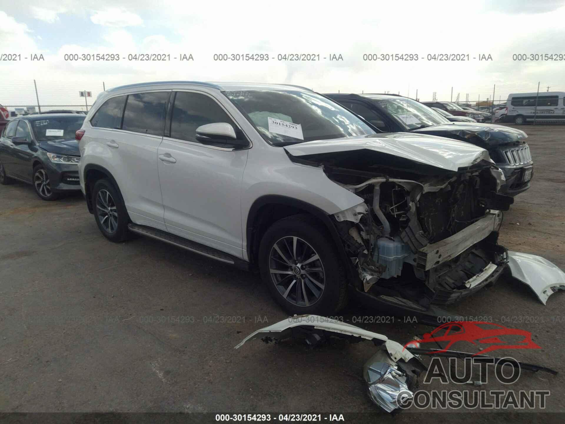 TOYOTA HIGHLANDER 2017 - 5TDKZRFH4HS508741