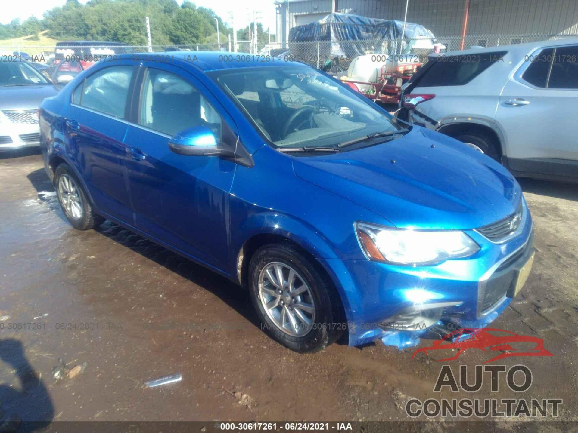 CHEVROLET SONIC 2019 - 1G1JD5SB1K4112086
