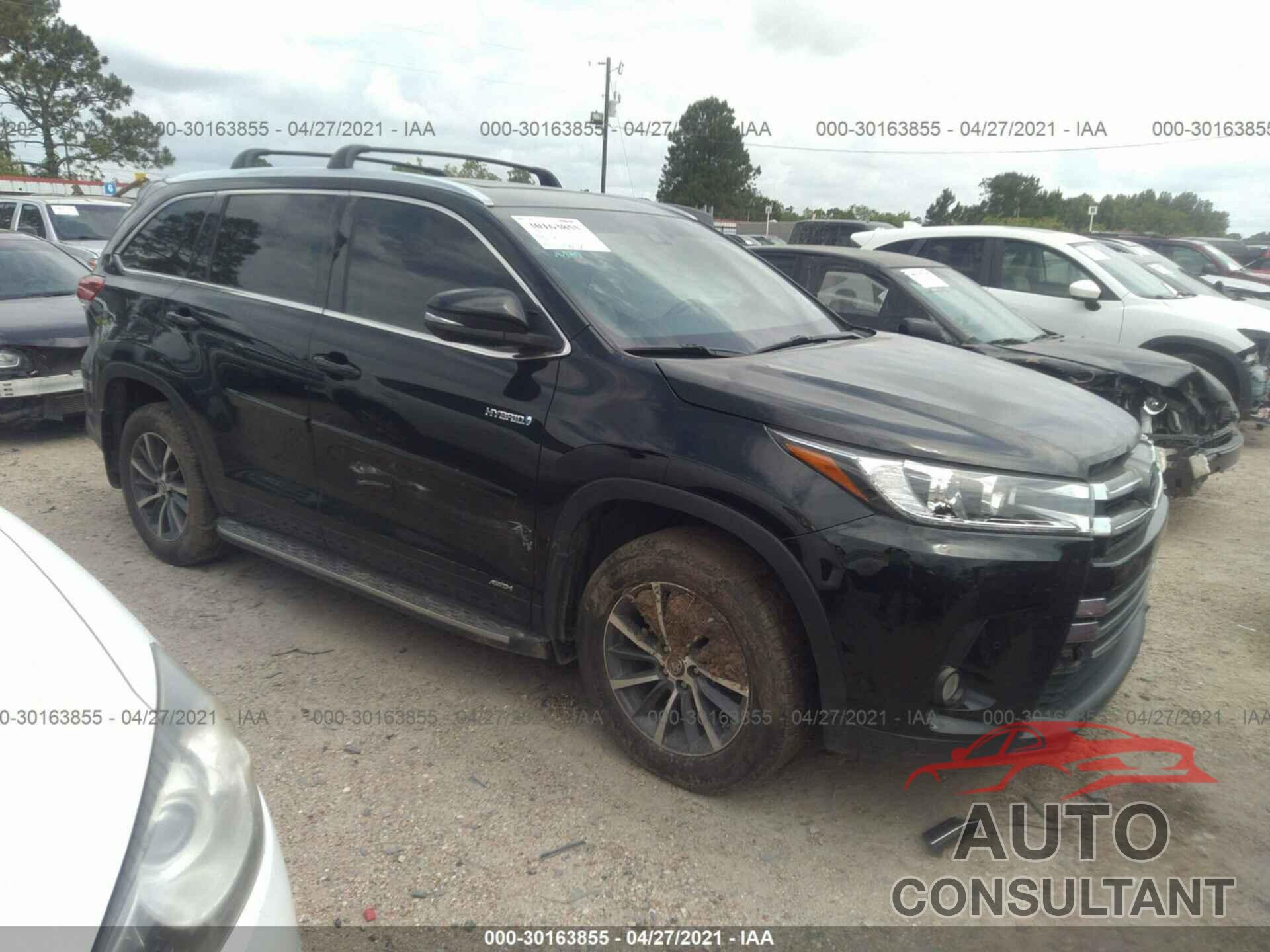 TOYOTA HIGHLANDER 2018 - 5TDDGRFH1JS050774