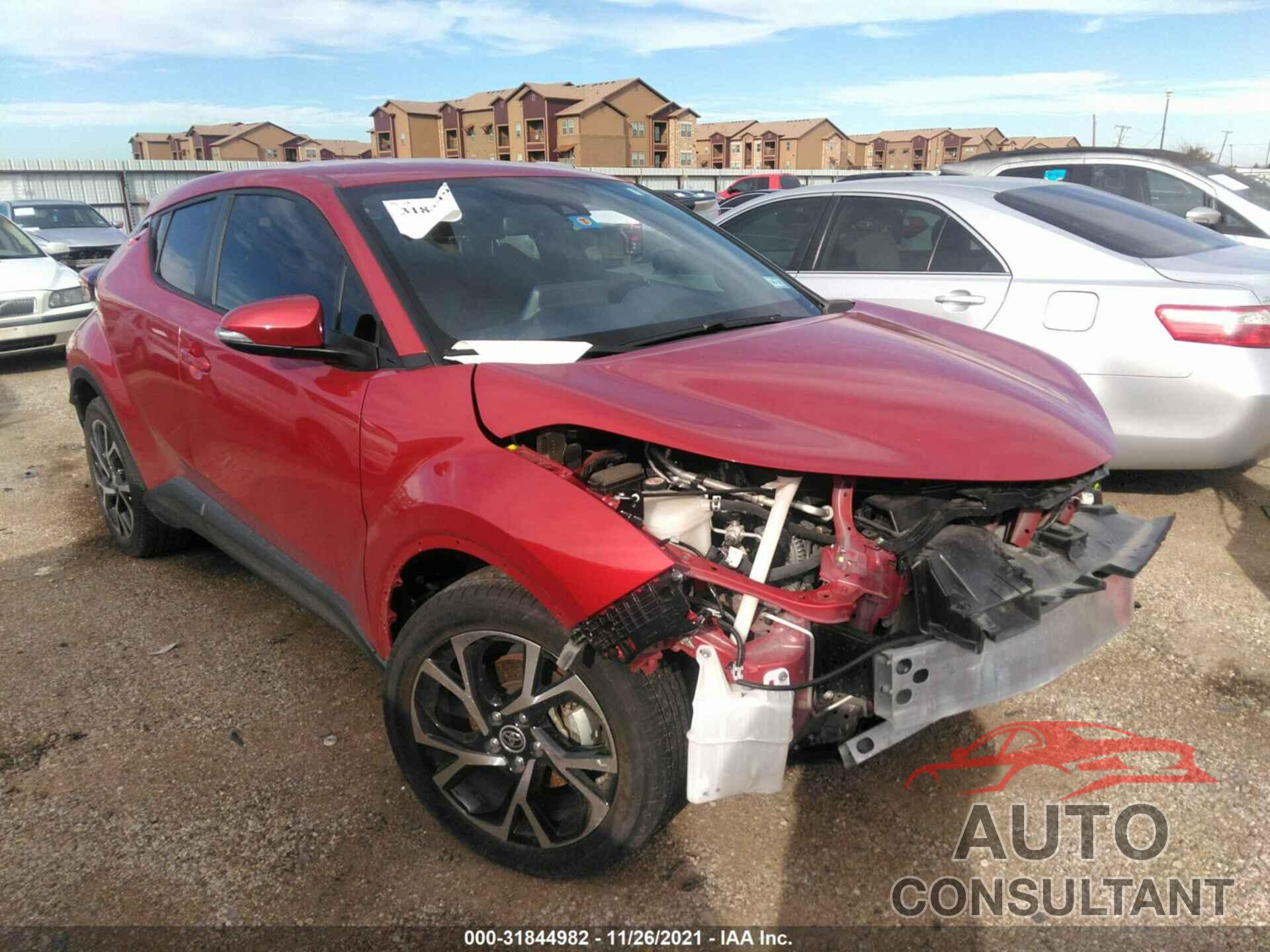 TOYOTA C-HR 2020 - JTNKHMBX8L1086218