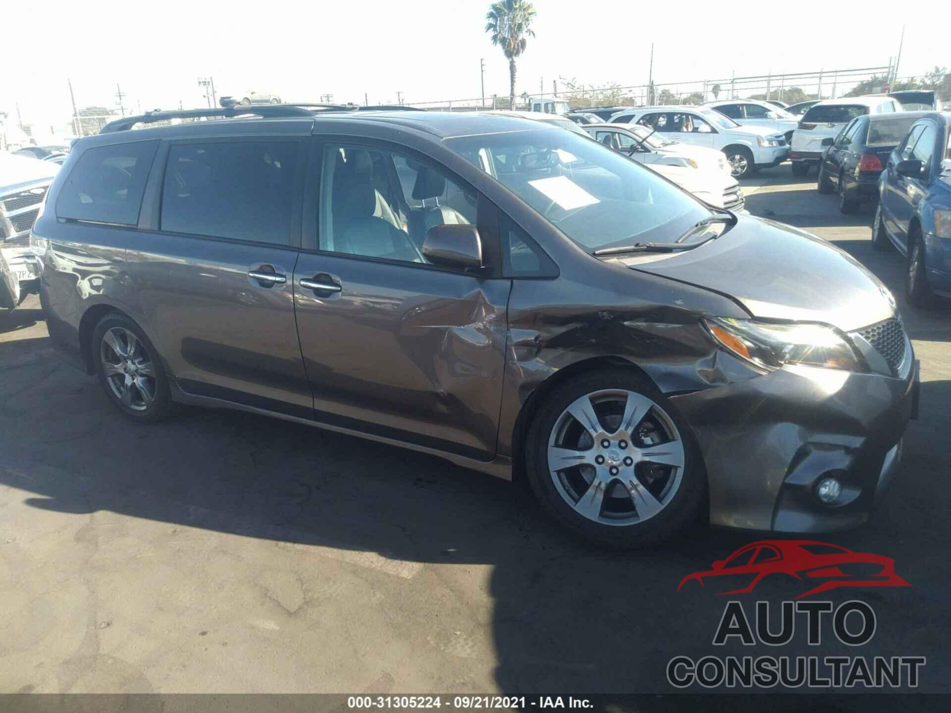 TOYOTA SIENNA 2017 - 5TDXZ3DC6HS816021