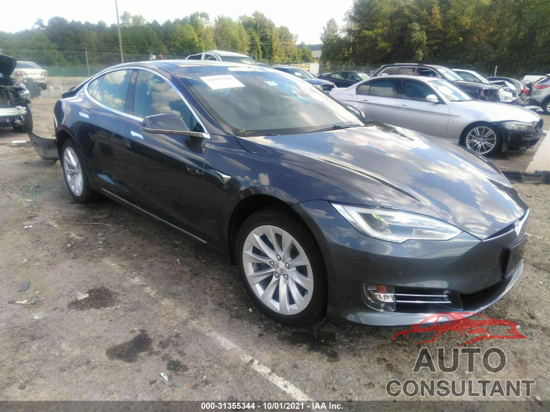 TESLA MODEL S 2019 - 5YJSA1E25KF302992