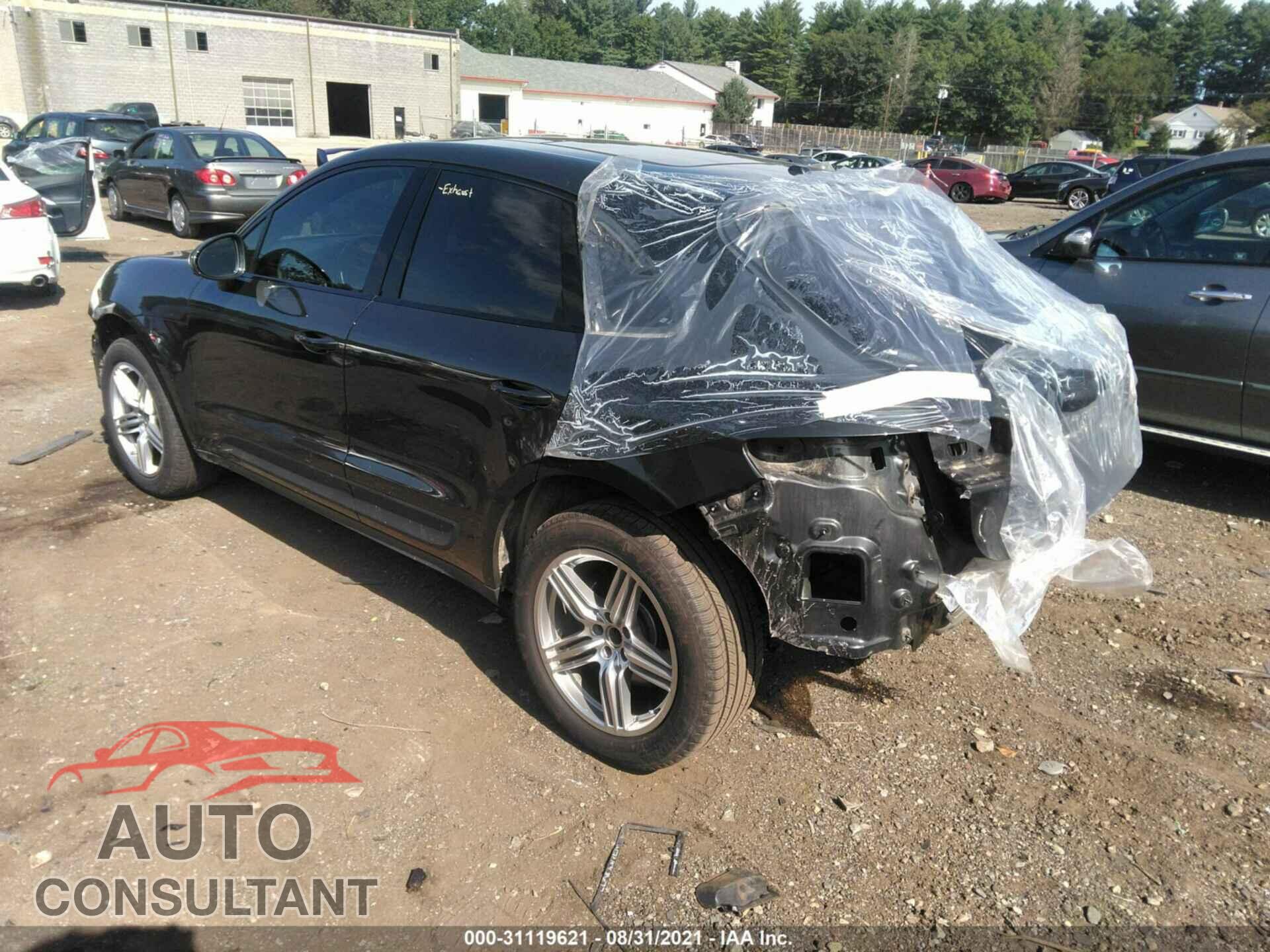 PORSCHE MACAN 2017 - WP1AA2A53HLB00240