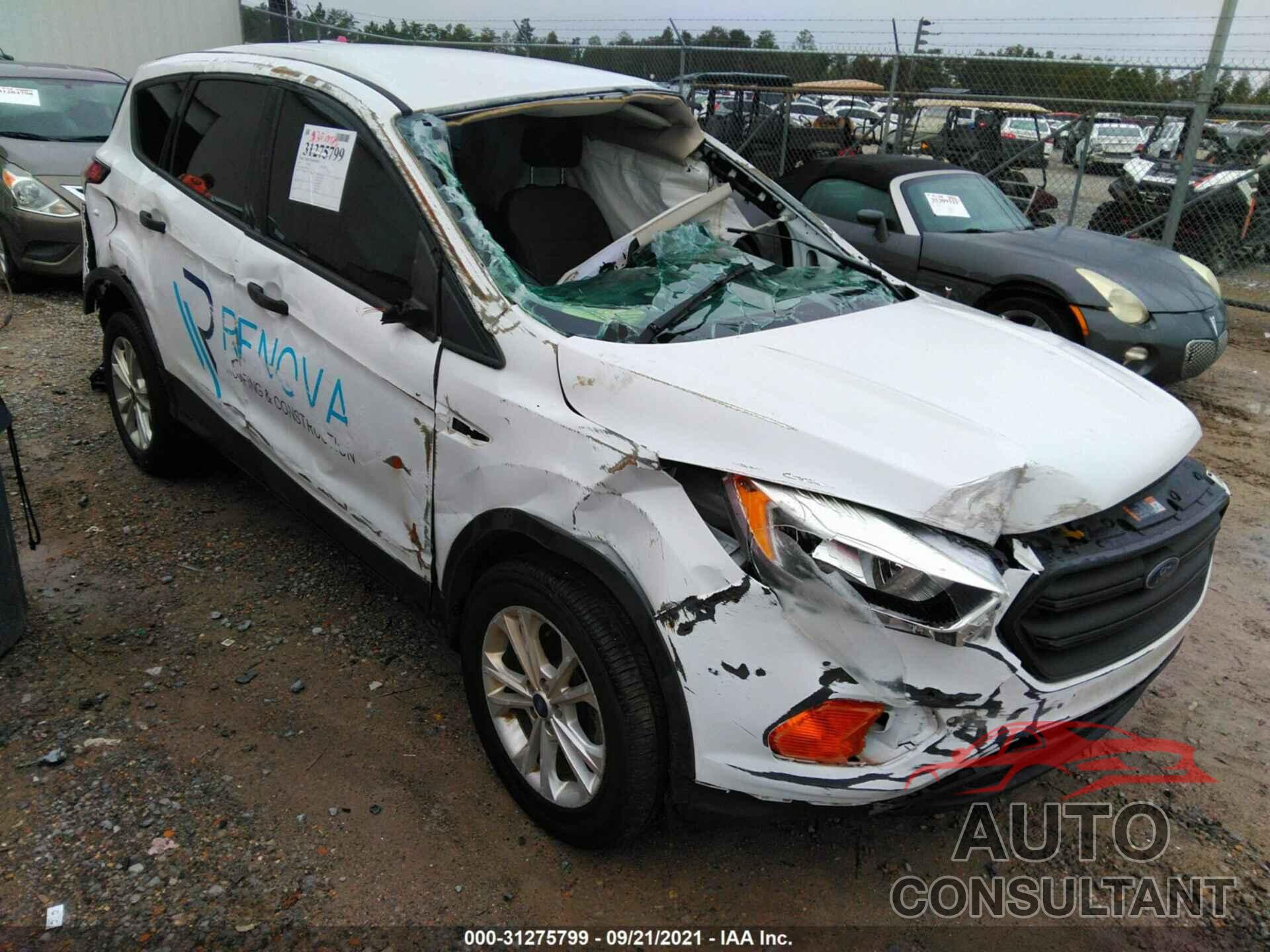 FORD ESCAPE 2017 - 1FMCU0F70HUD86375