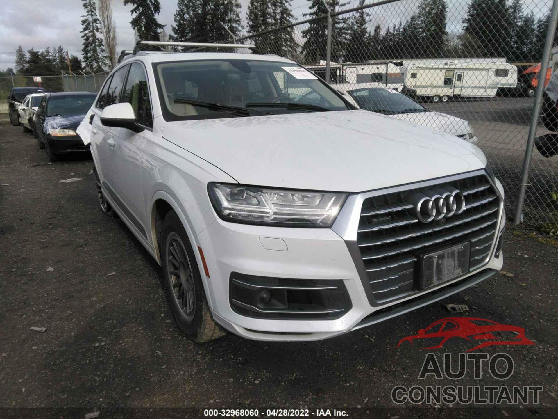 AUDI Q7 2018 - WA1VAAF70JD018533