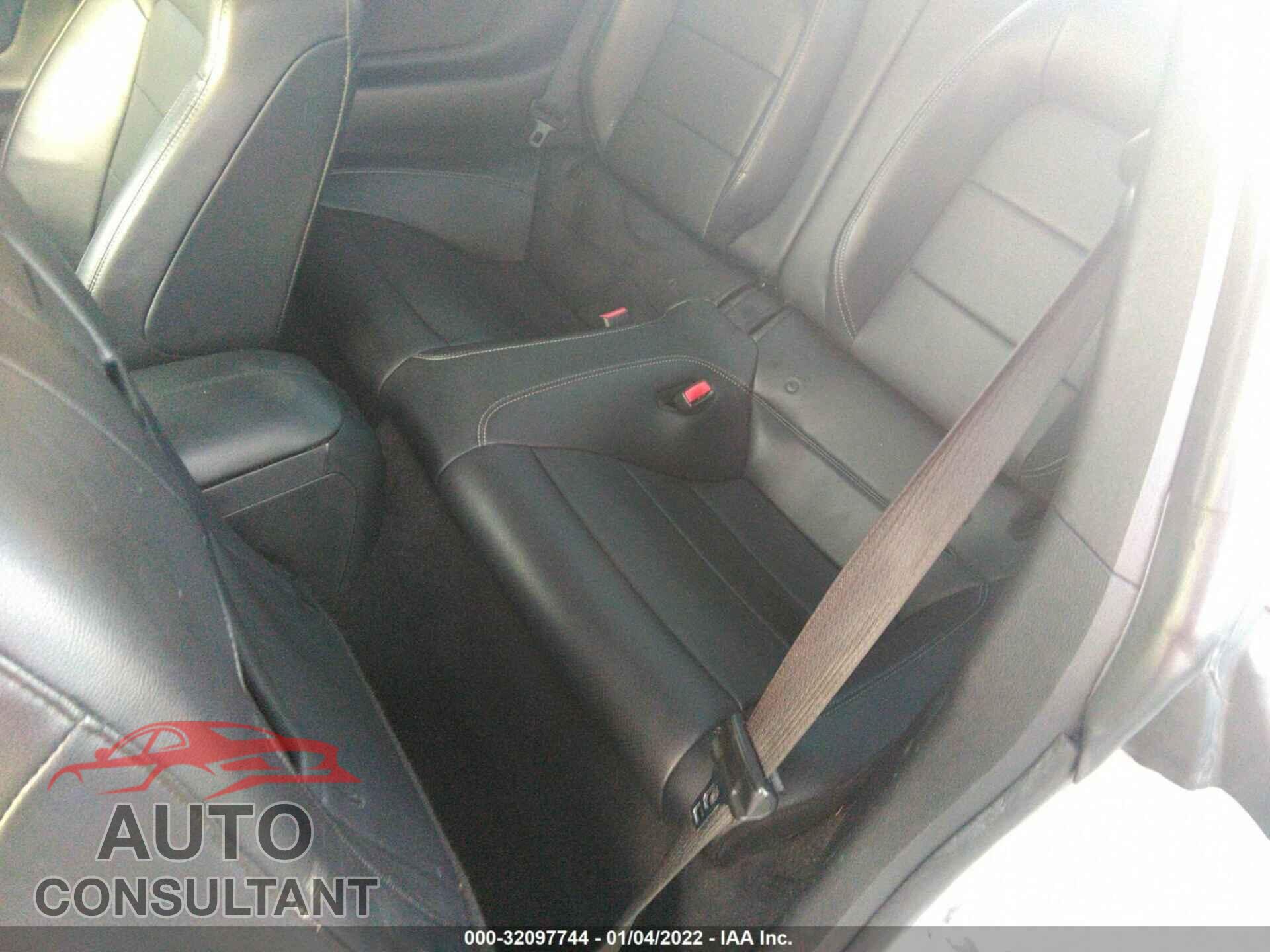 FORD MUSTANG 2017 - 1FA6P8TH2H5205331