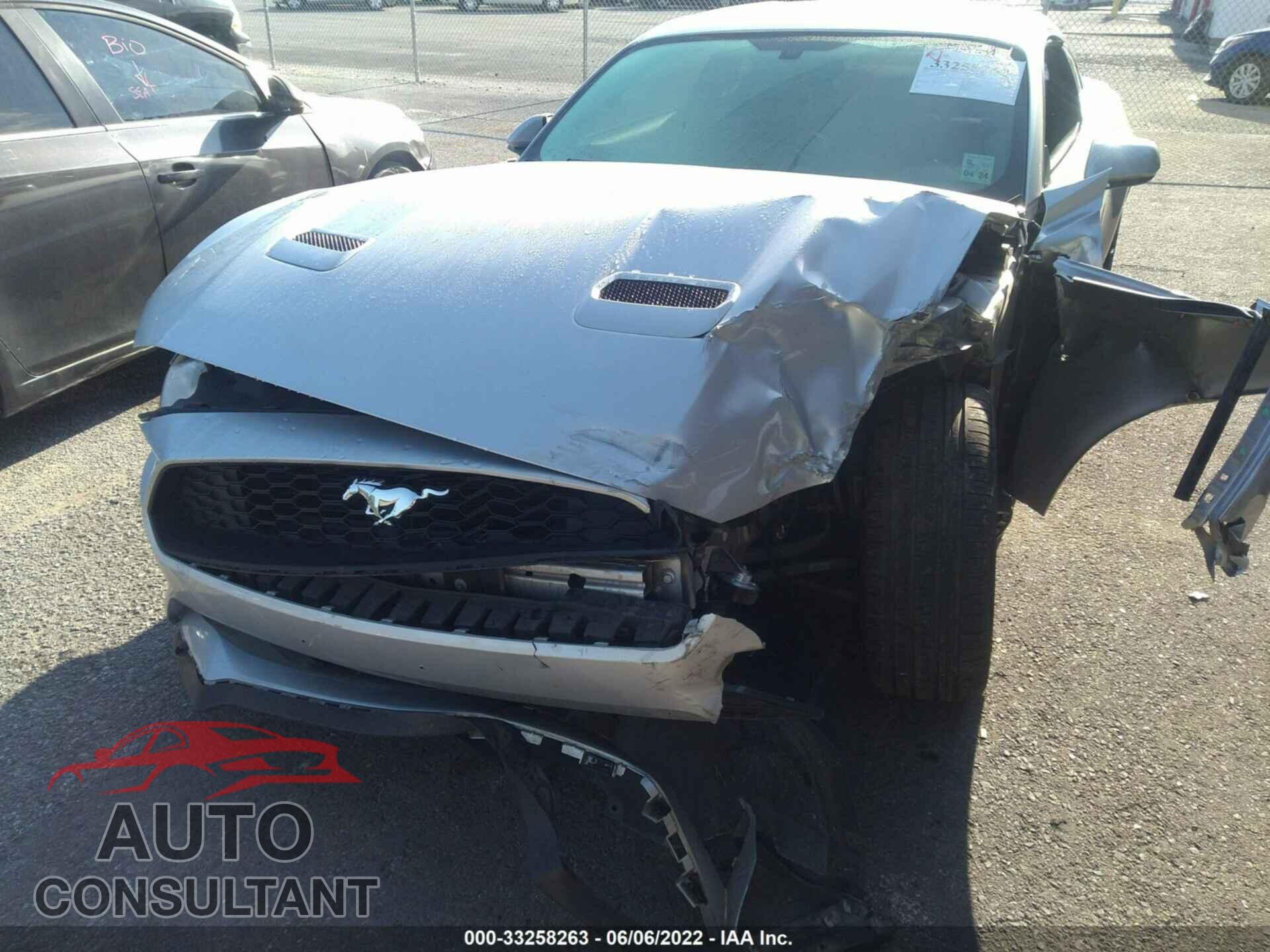 FORD MUSTANG 2018 - 1FA6P8TH0J5163828