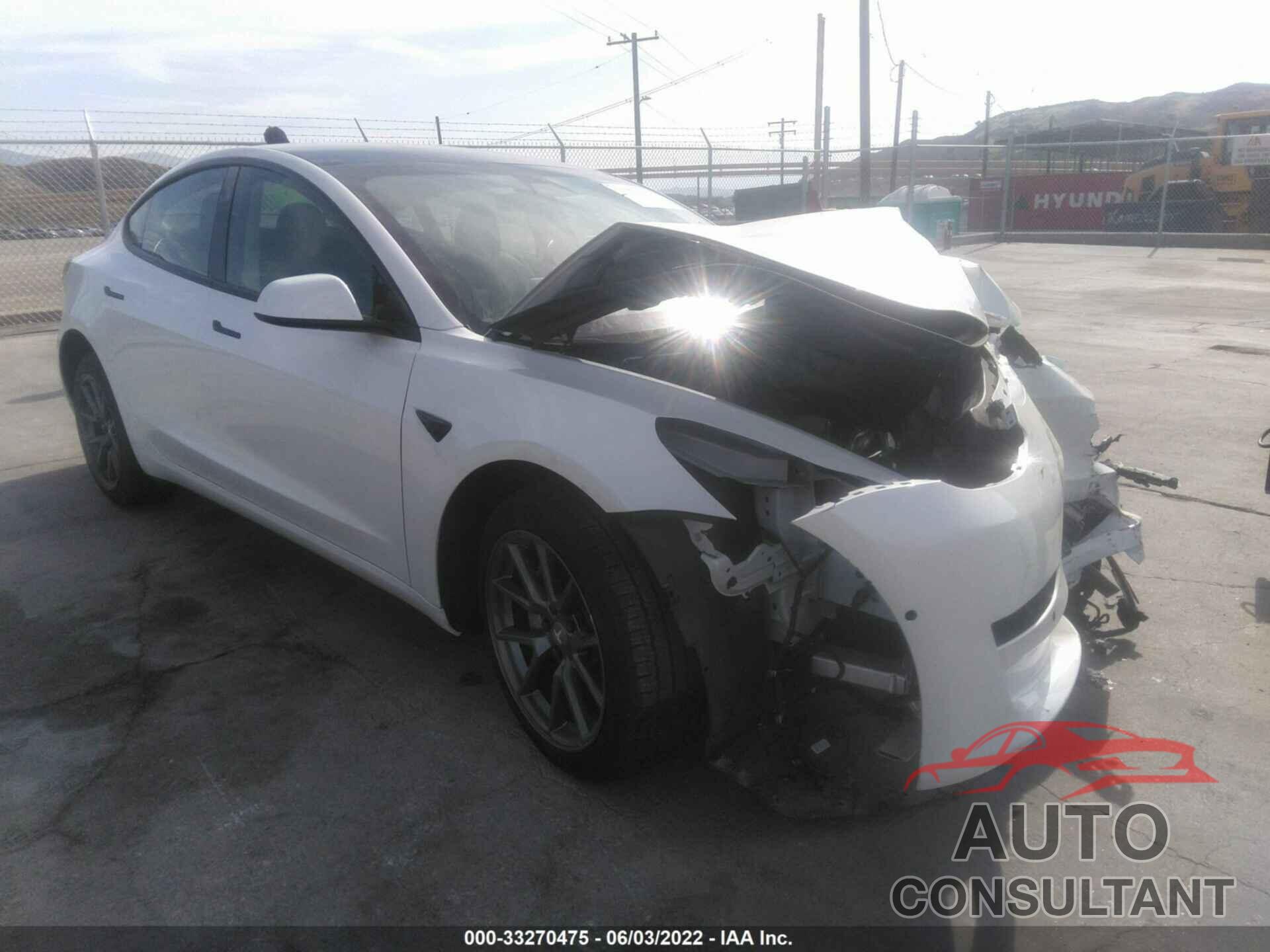 TESLA MODEL 3 2022 - 5YJ3E1EA2NF109705