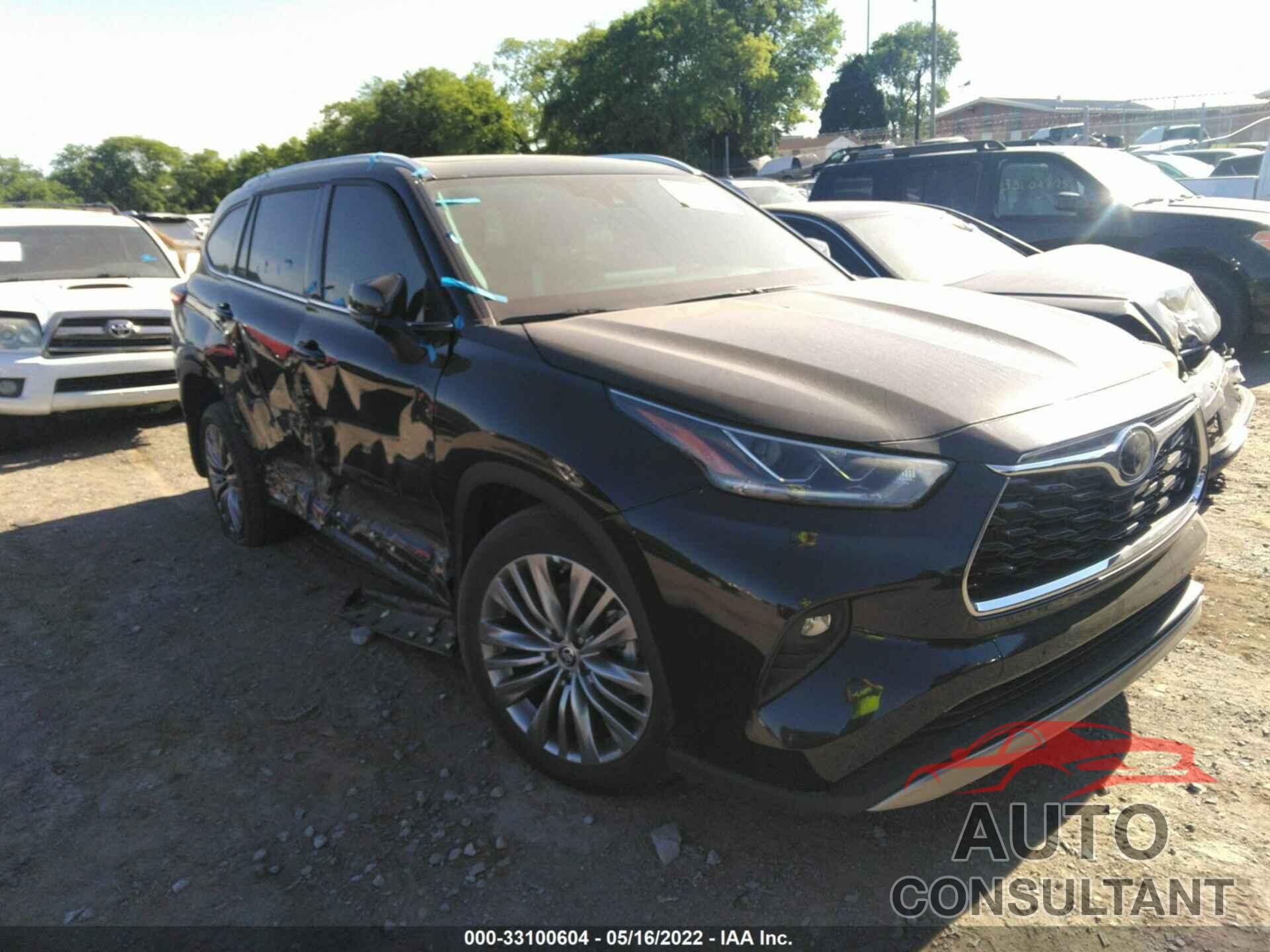TOYOTA HIGHLANDER 2021 - 5TDFZRBH0MS142195