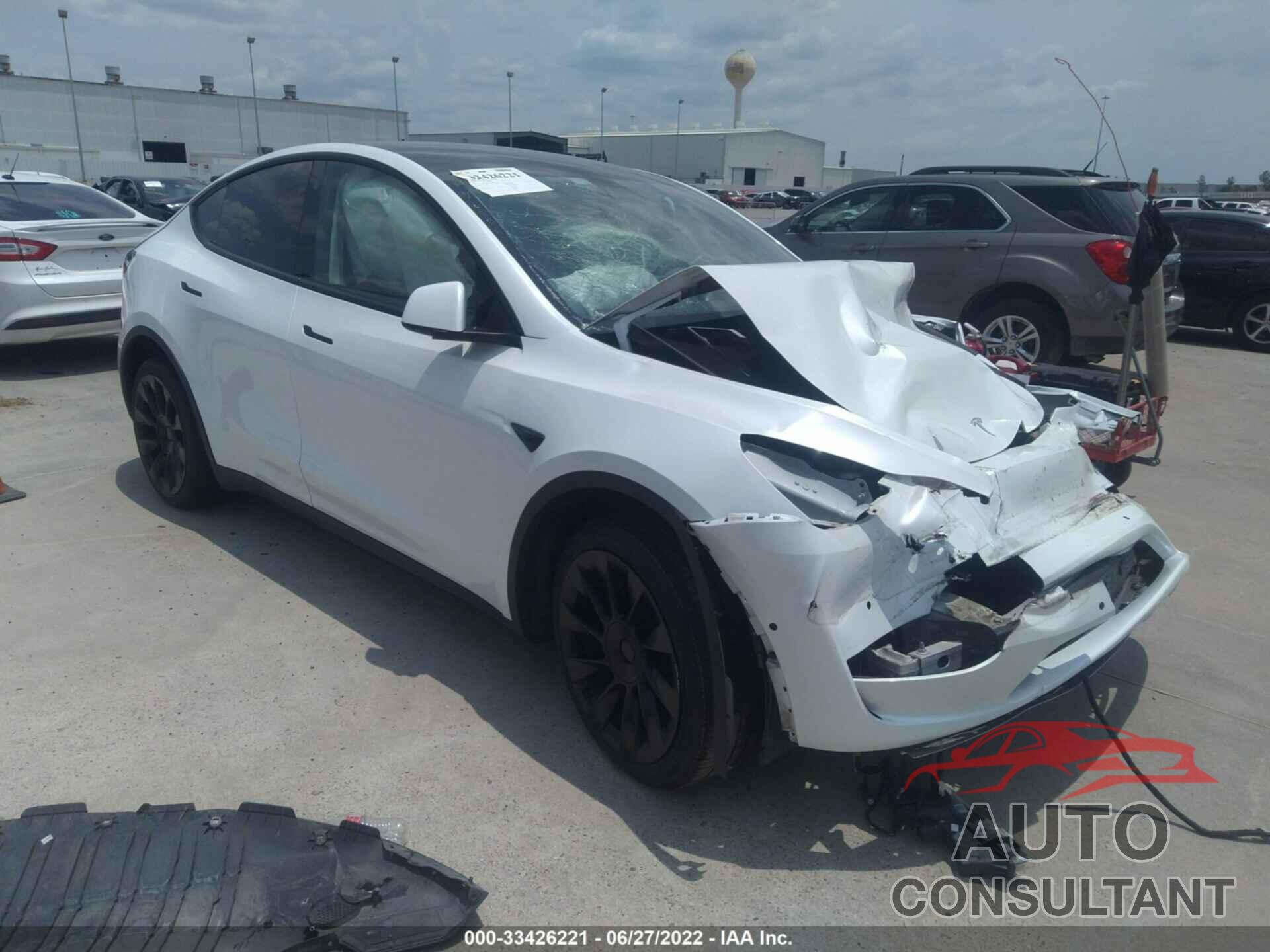 TESLA MODEL Y 2021 - 5YJYGDEE7MF072394