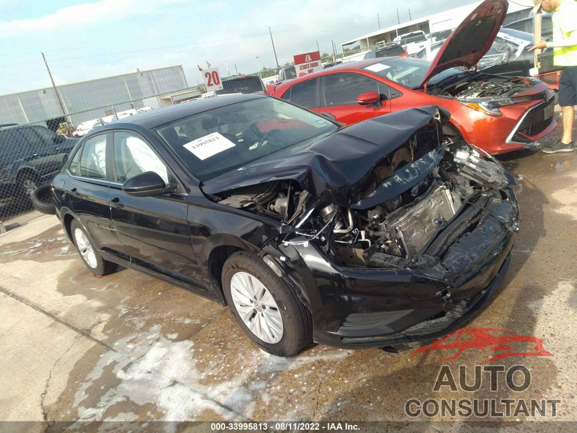 VOLKSWAGEN JETTA 2019 - 3VWC57BU1KM106901