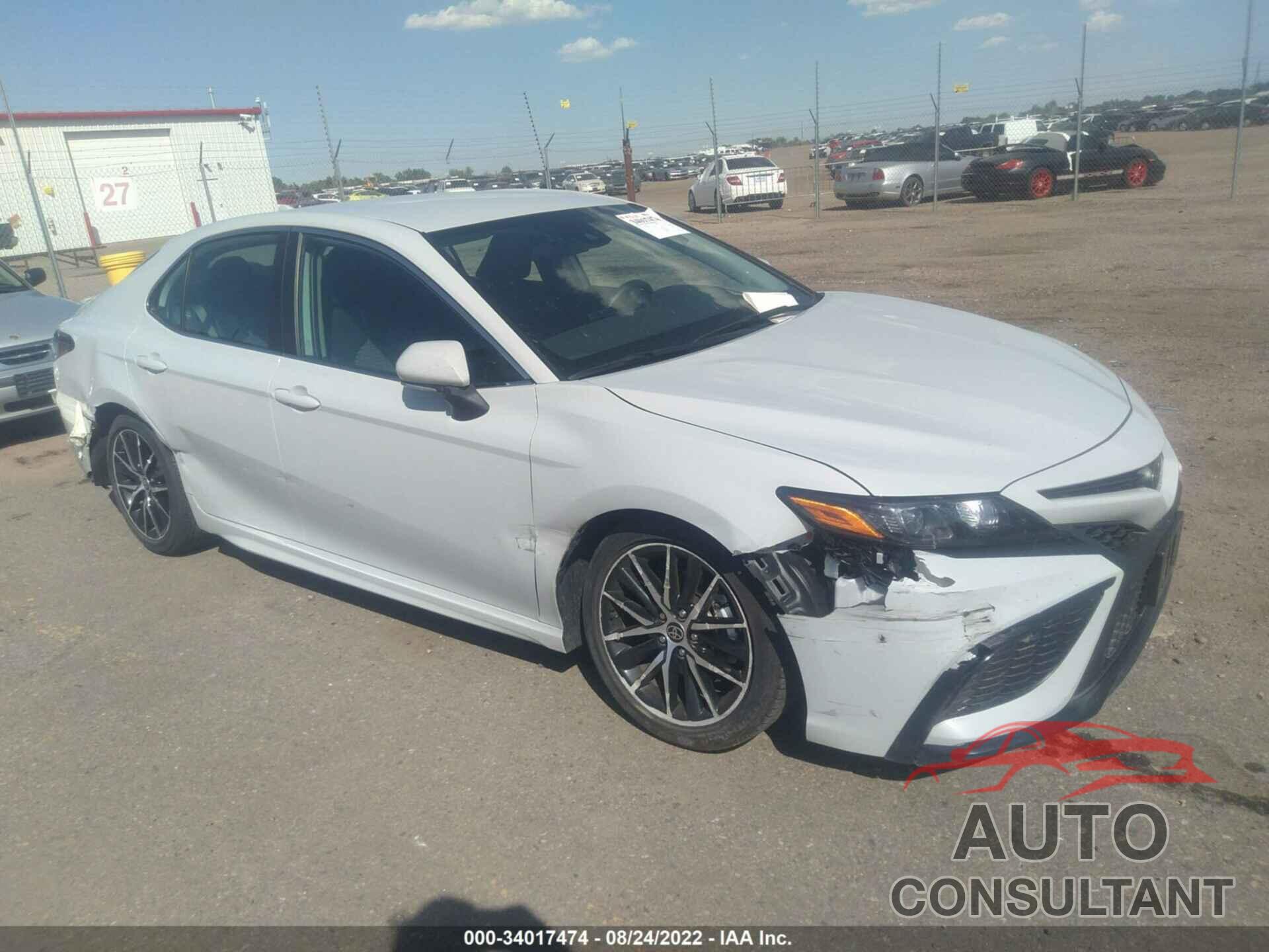TOYOTA CAMRY 2022 - 4T1G11AK9NU036069