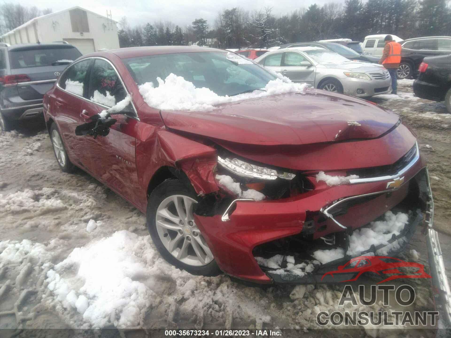 CHEVROLET MALIBU 2017 - 1G1ZE5ST1HF195170