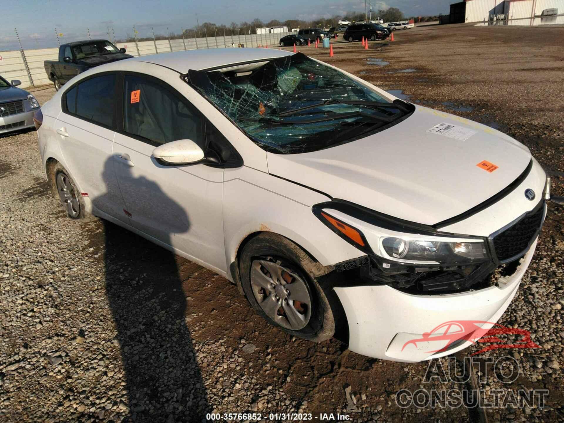 KIA FORTE 2017 - 3KPFL4A74HE102523