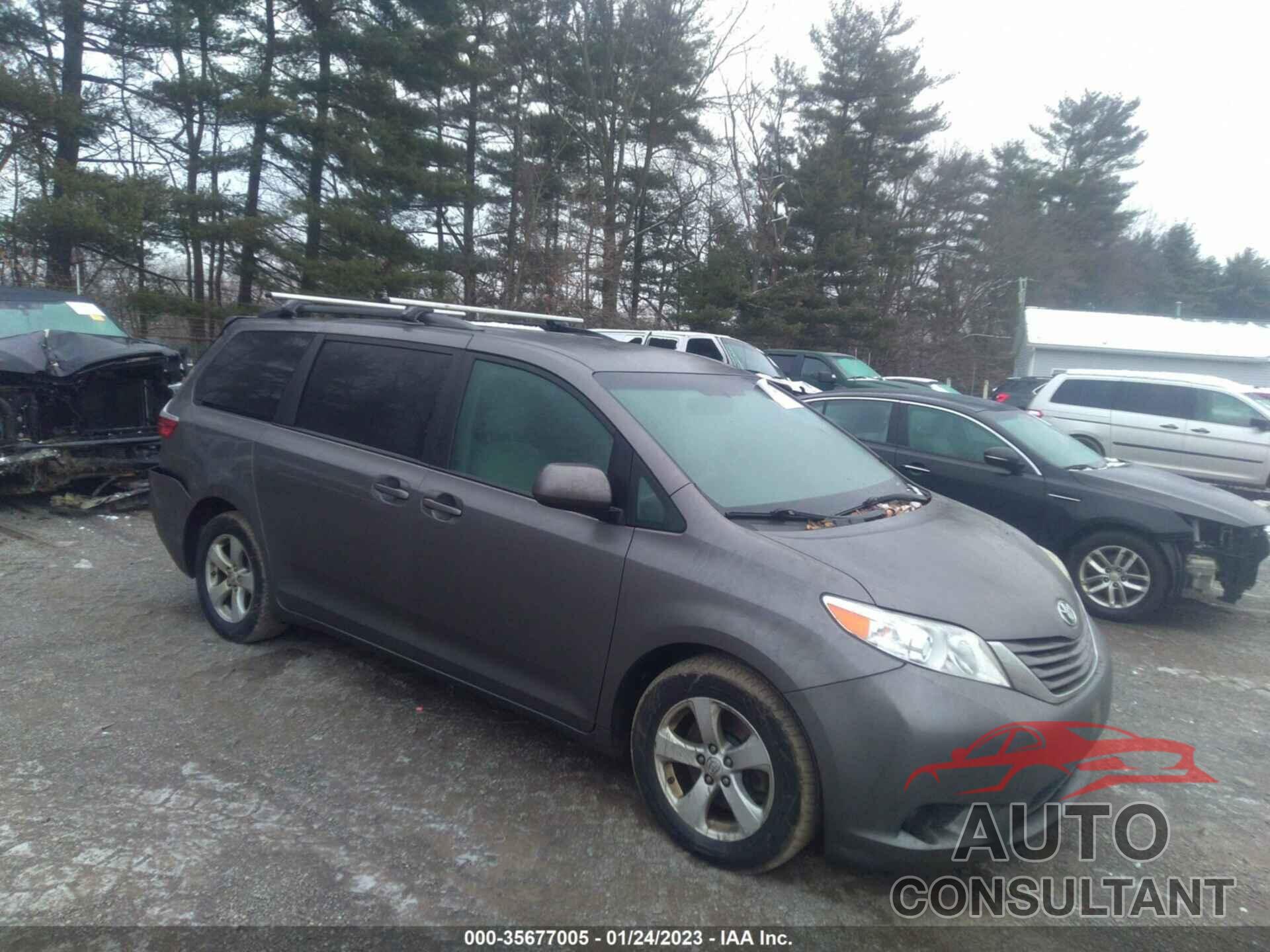 TOYOTA SIENNA 2017 - 5TDKZ3DC9HS791111