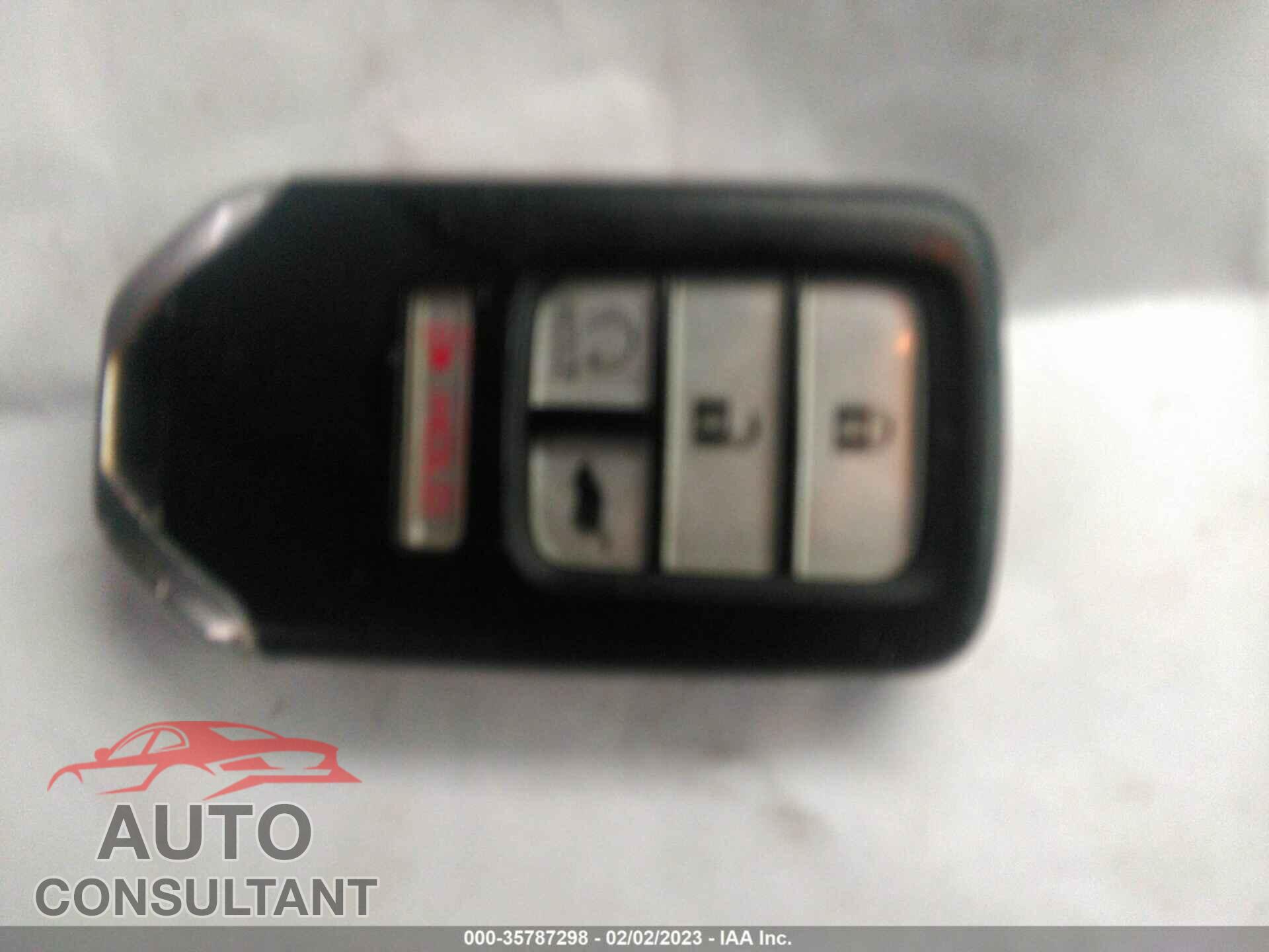 HONDA PILOT 2017 - 5FNYF5H33HB036954