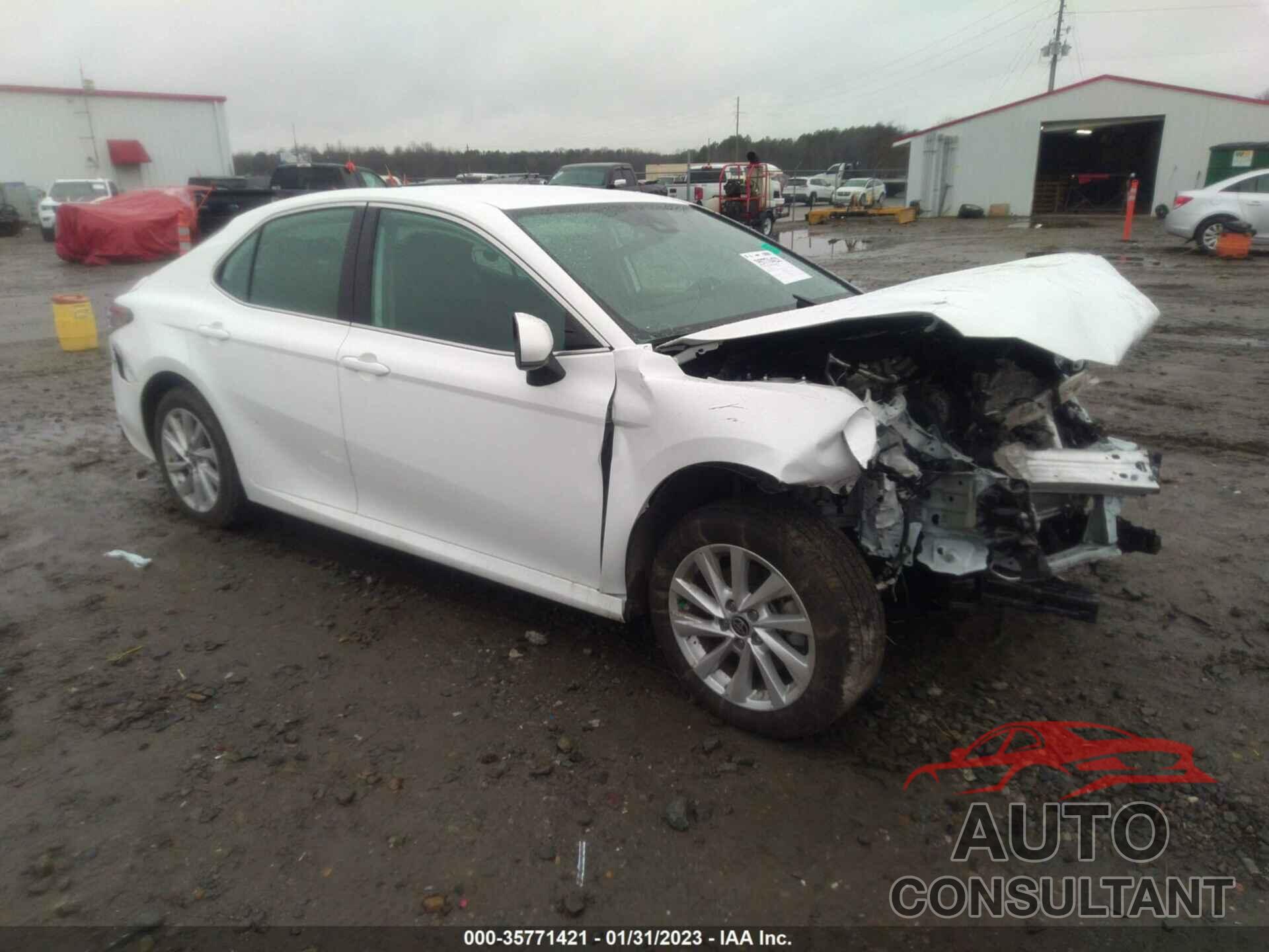 TOYOTA CAMRY 2022 - 4T1C11AK1NU060249