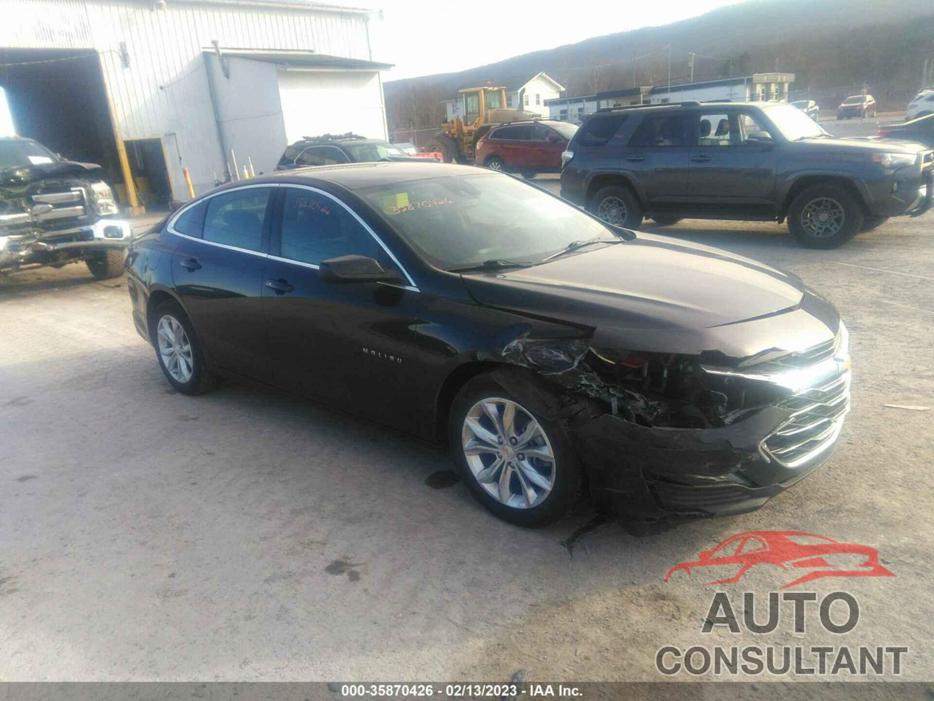 CHEVROLET MALIBU 2021 - 1G1ZD5ST5MF013595