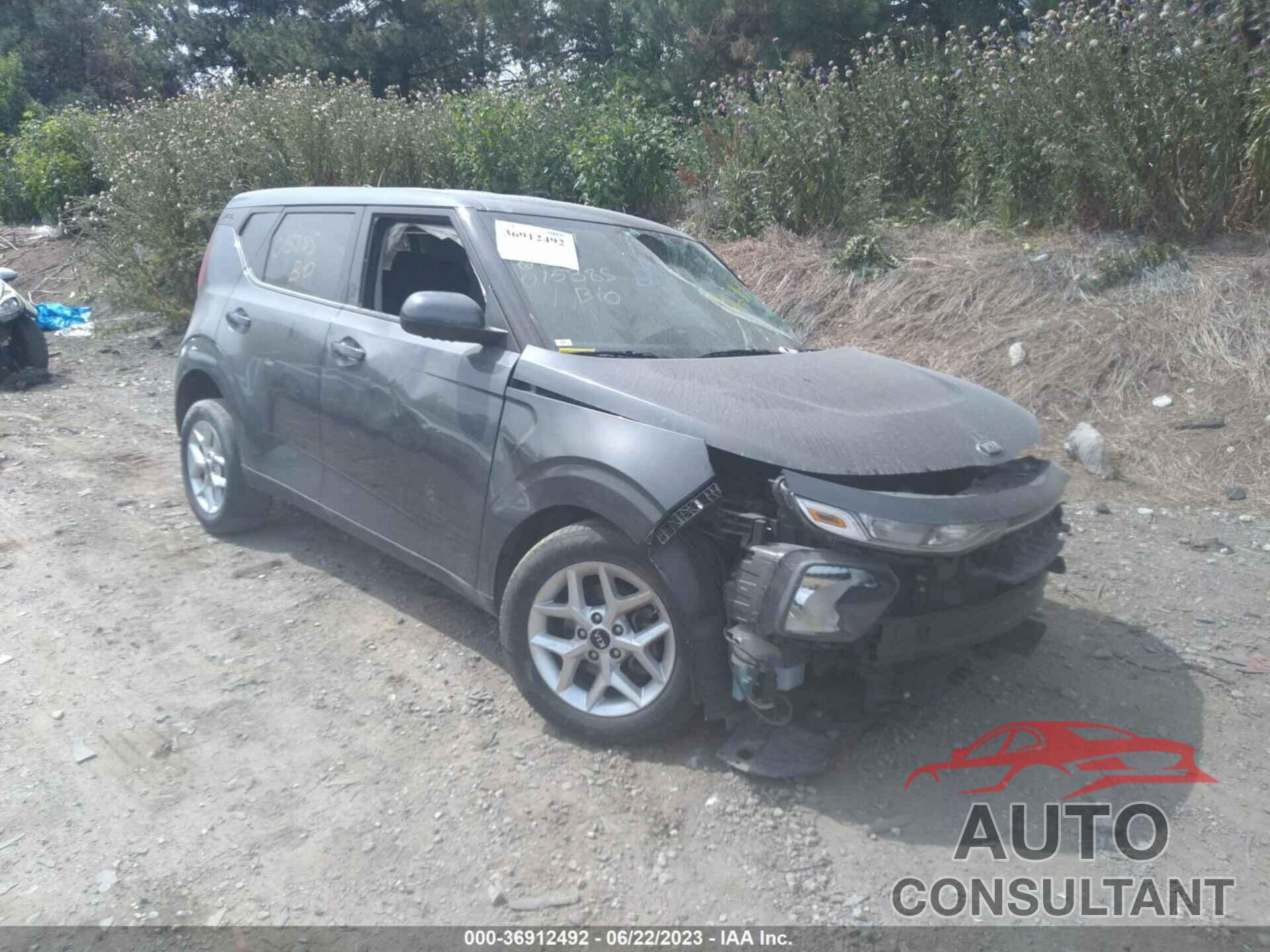 KIA SOUL 2020 - KNDJ23AU2L7015385