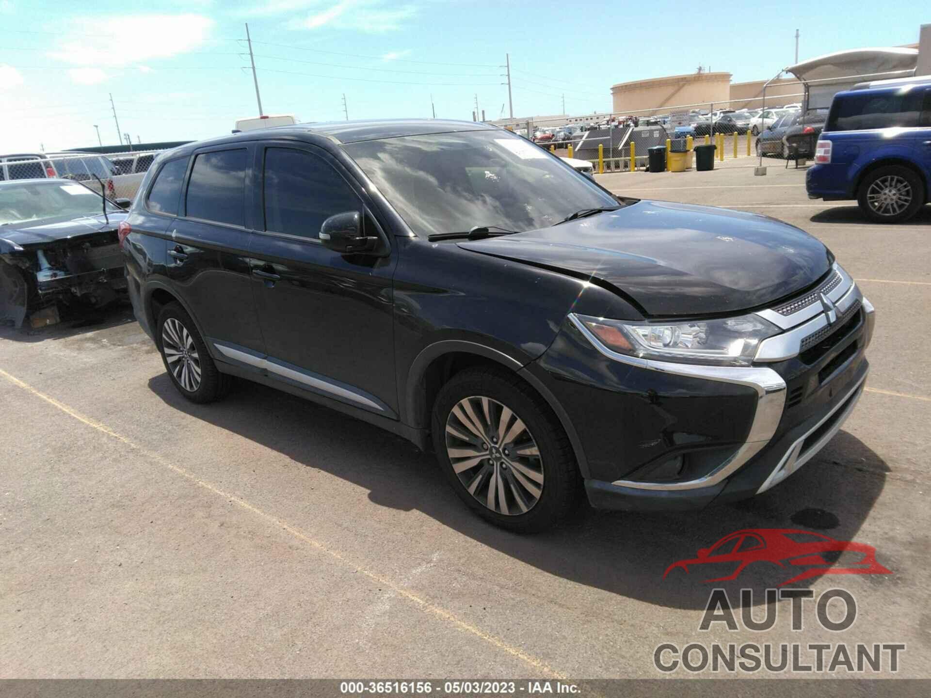 MITSUBISHI OUTLANDER 2019 - JA4AD3A3XKZ019067