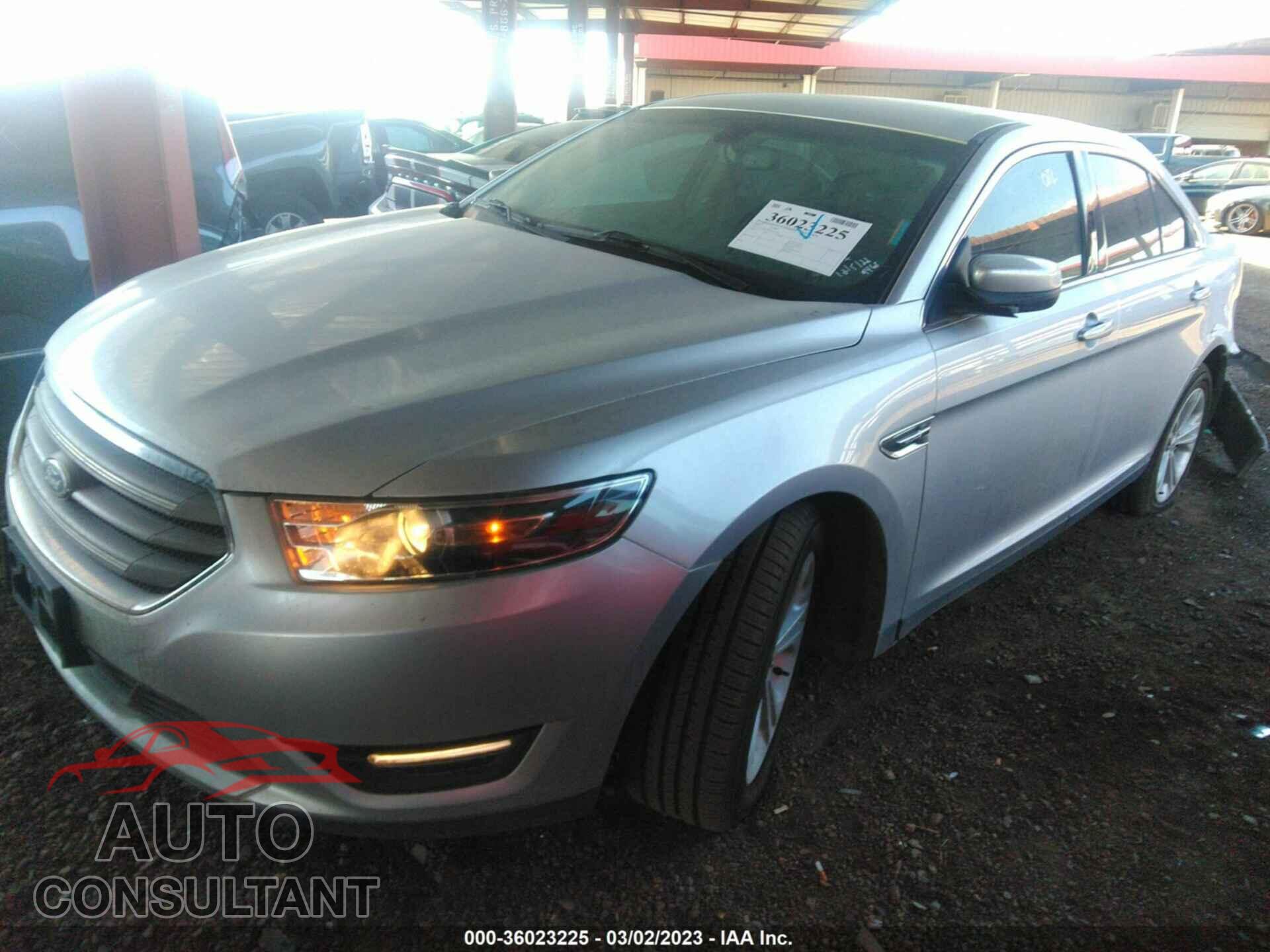 FORD TAURUS 2017 - 1FAHP2E88HG127984