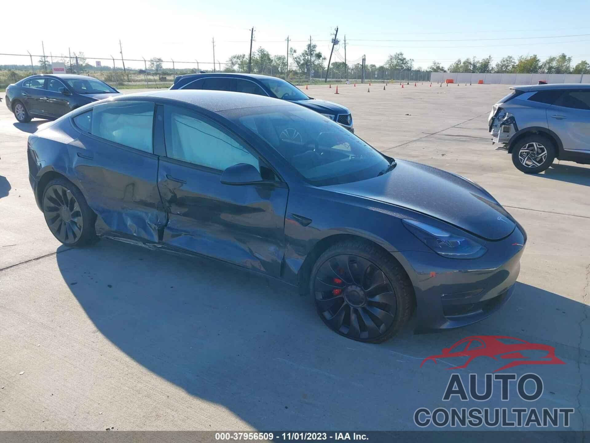 TESLA MODEL 3 2023 - 5YJ3E1EC6PF586917