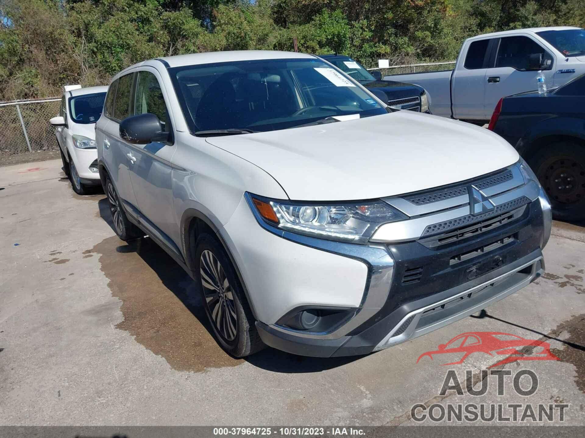 MITSUBISHI OUTLANDER 2020 - JA4AD2A35LZ046897