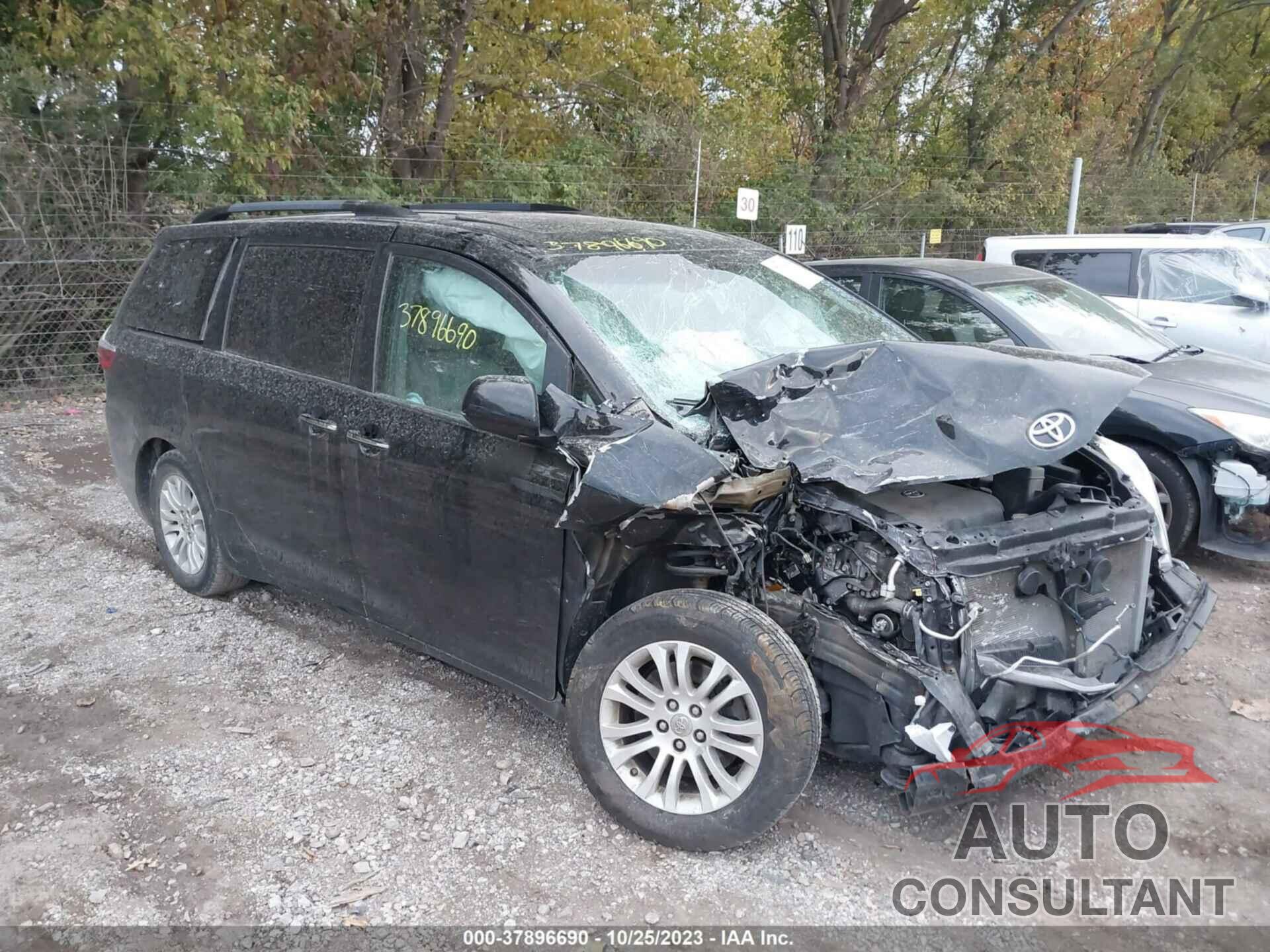 TOYOTA SIENNA 2015 - 5TDYK3DC6FS684352