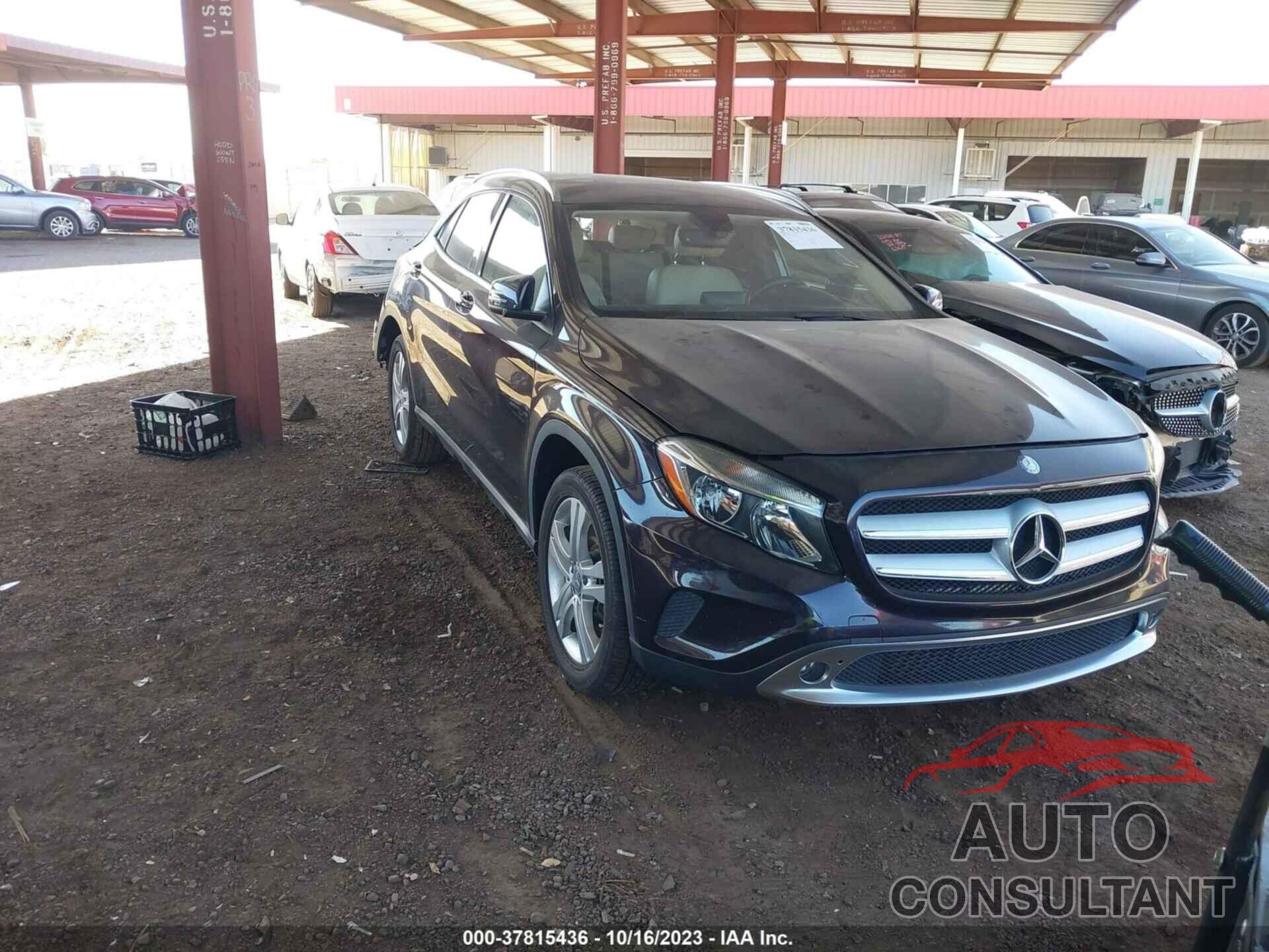 MERCEDES-BENZ GLA 250 2015 - WDCTG4EB5FJ117760
